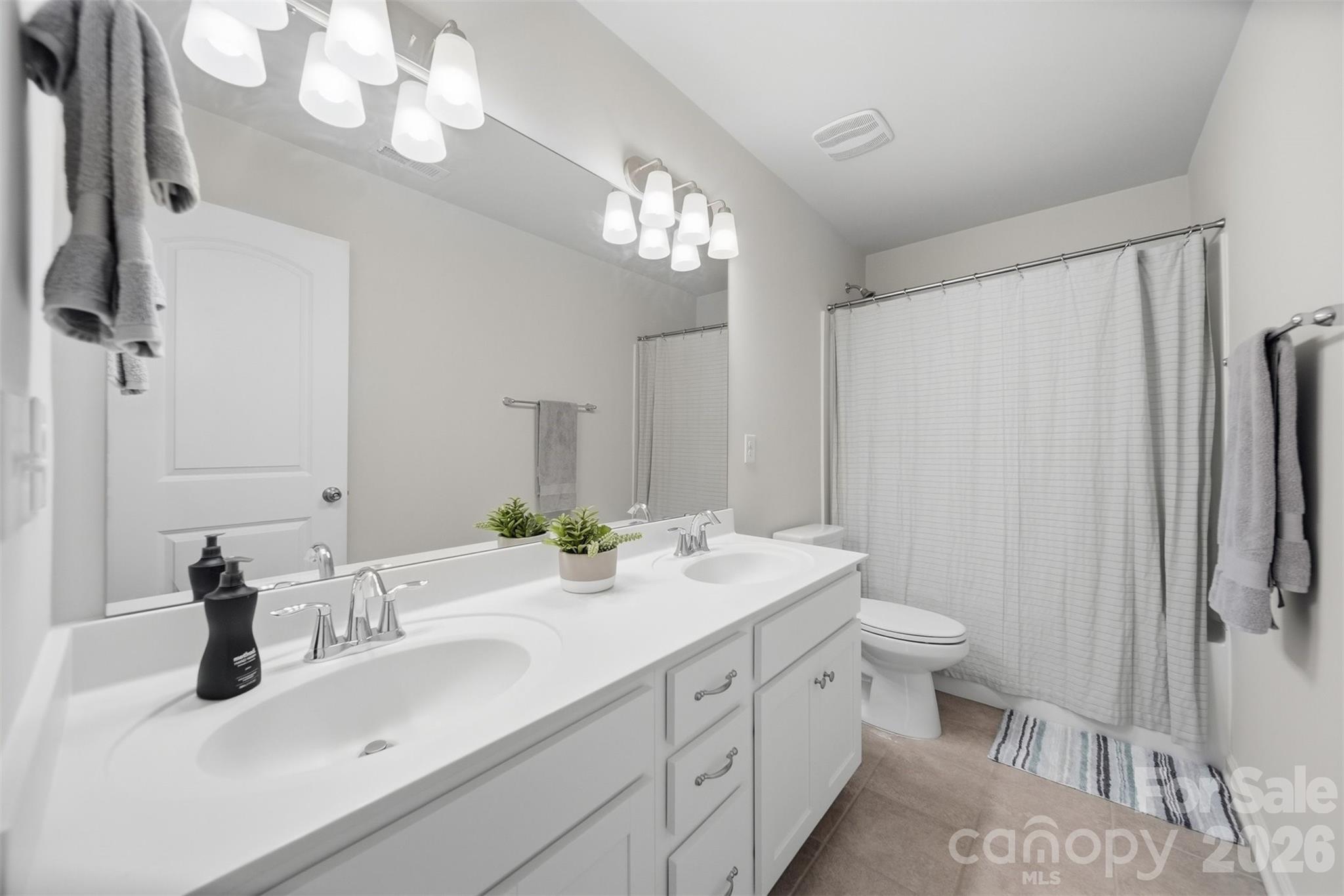 128 W Morehouse Avenue — Mooresville