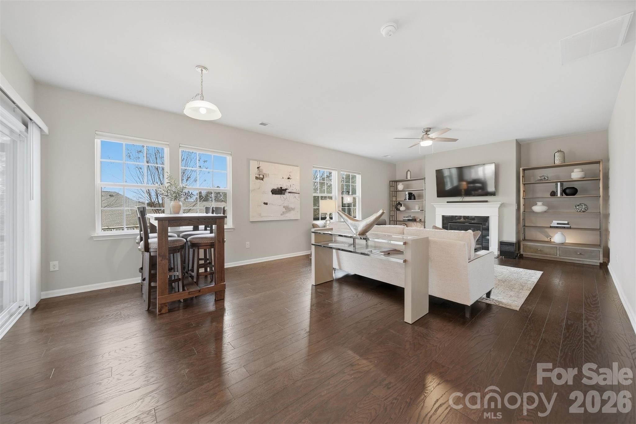 128 W Morehouse Avenue — Mooresville