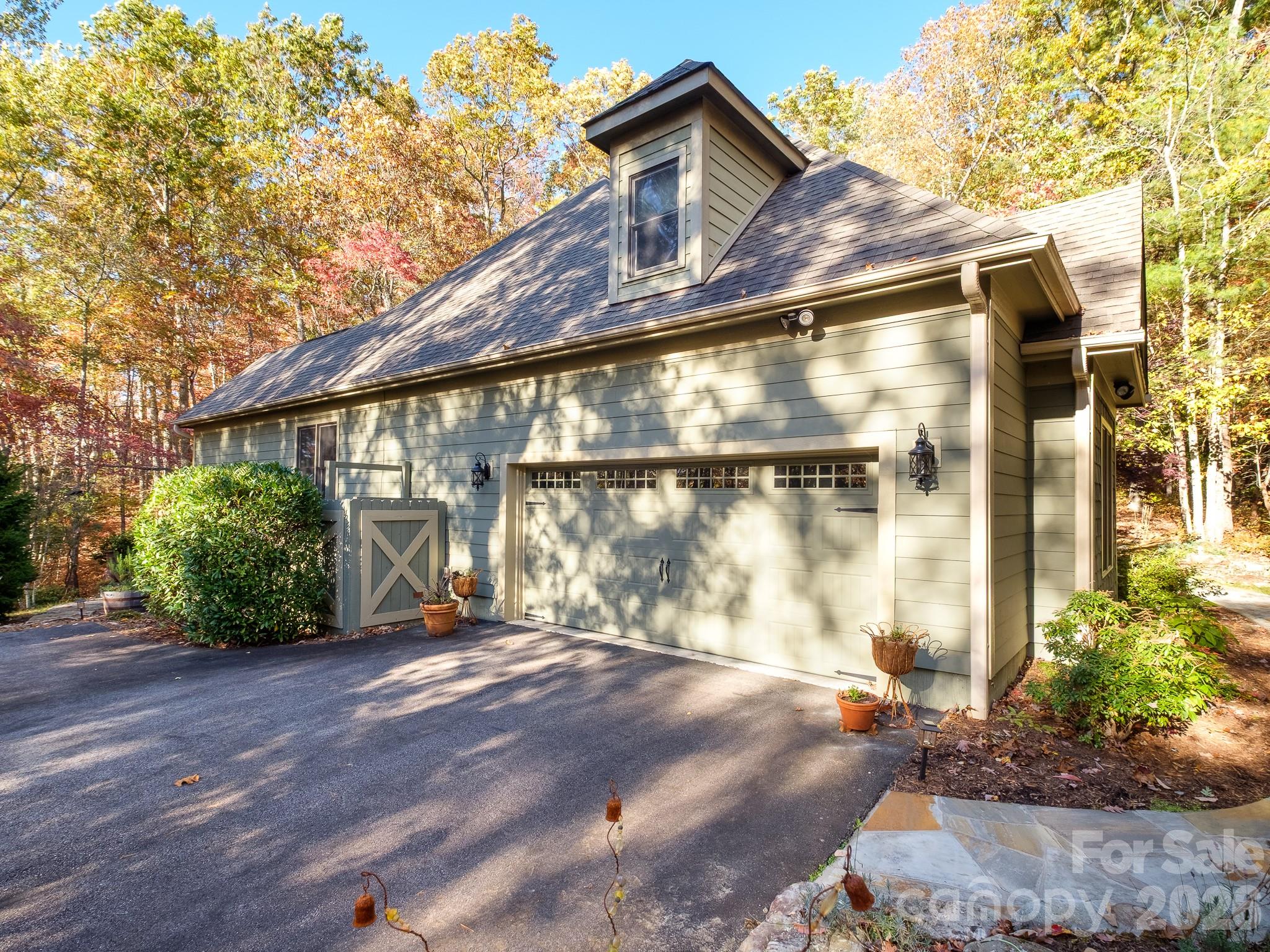 674 Soquili Drive — Brevard