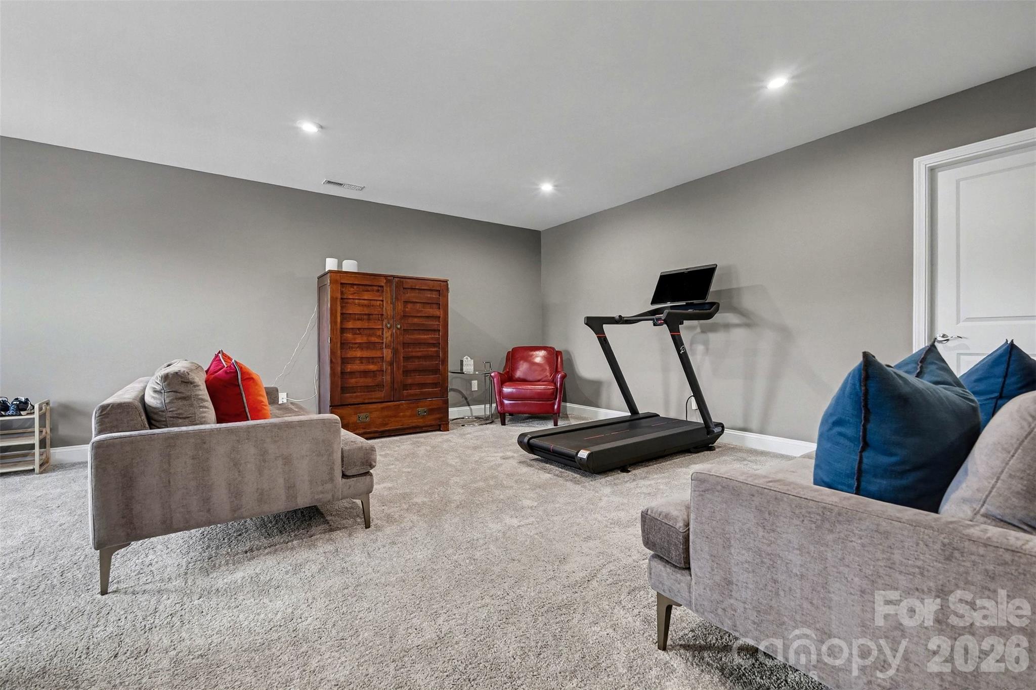 11004 Larkslea Lane — Charlotte