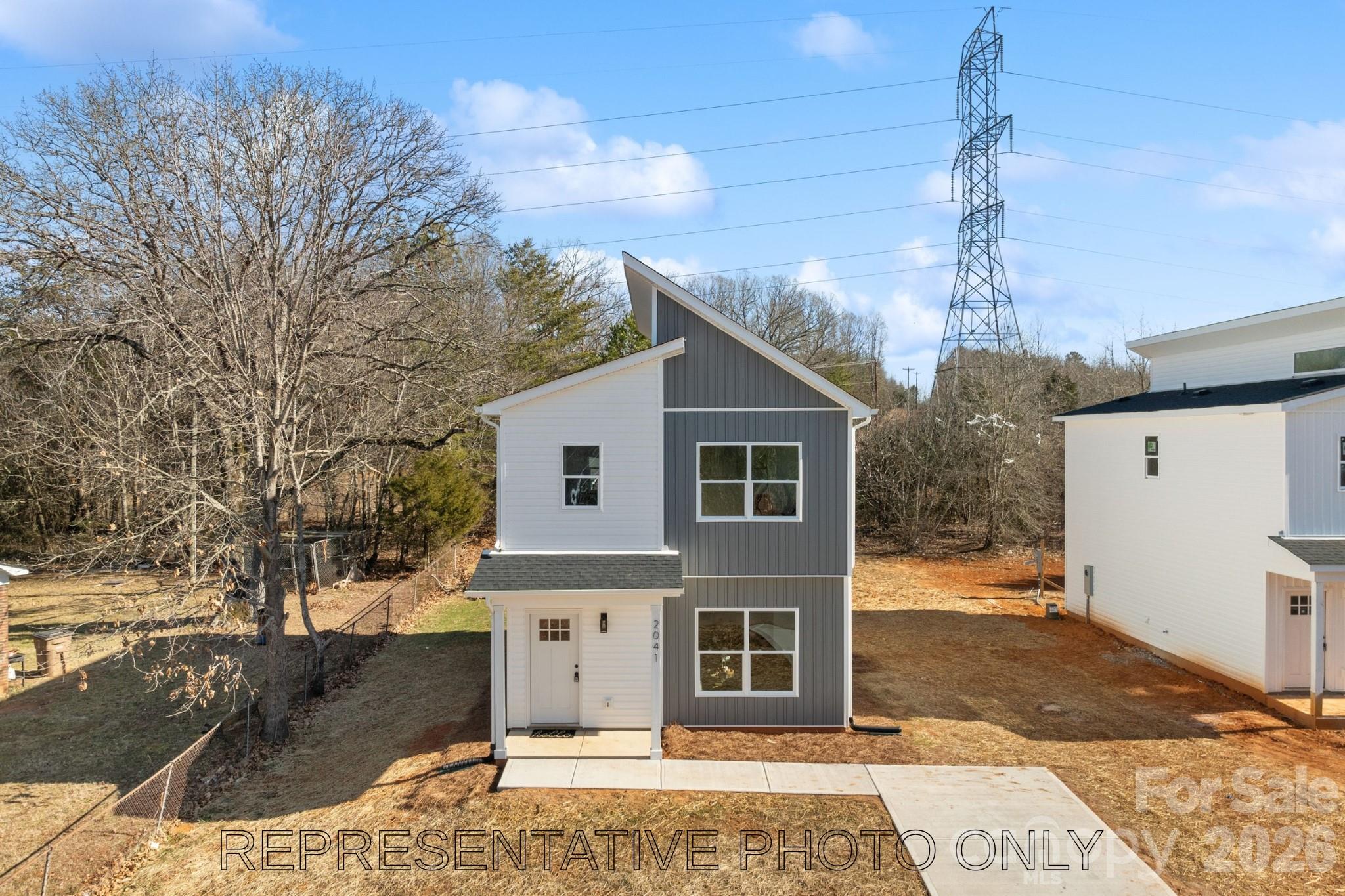 207 Knot Street — Shelby