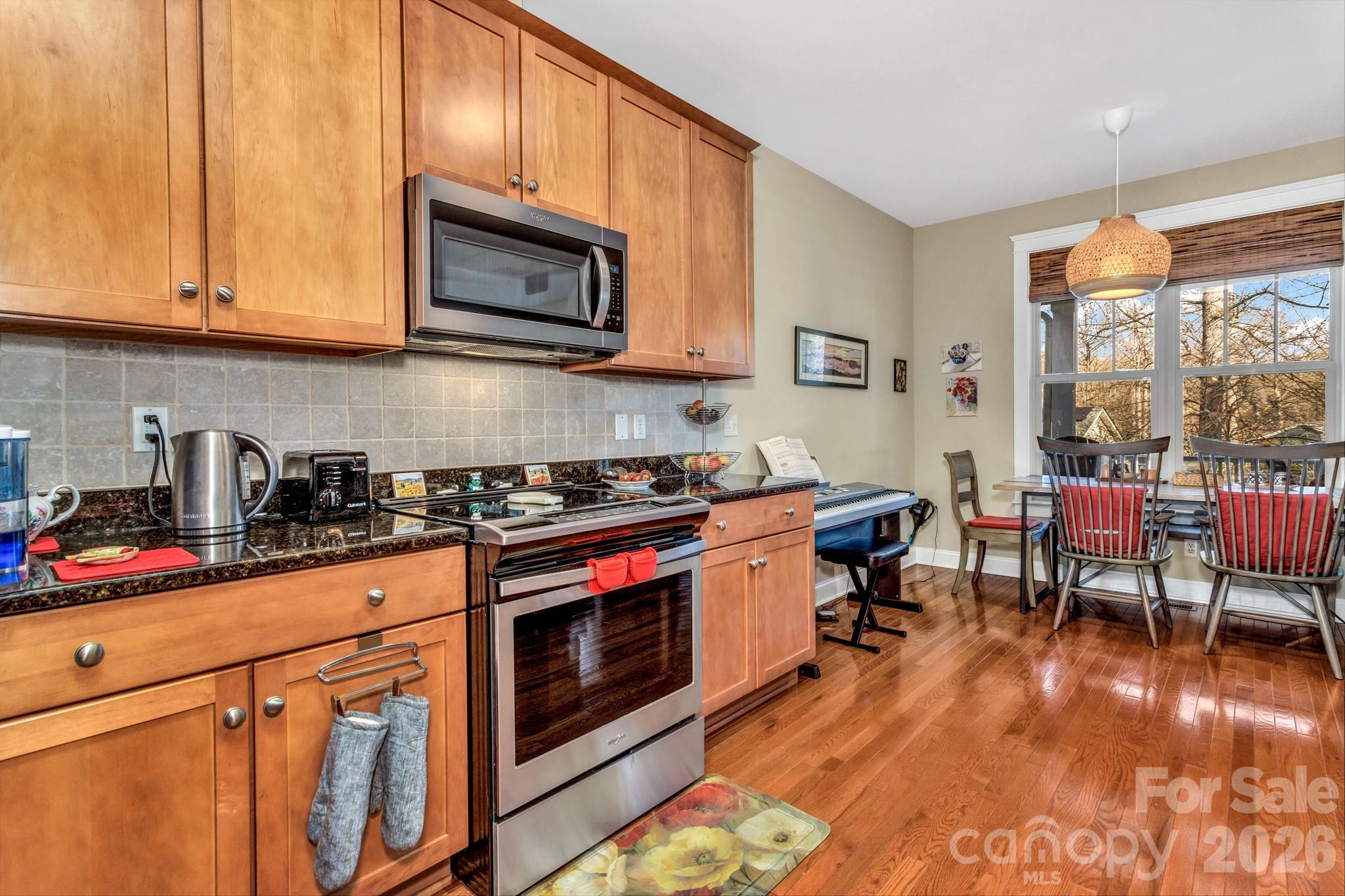12 Hoolet Court — Candler