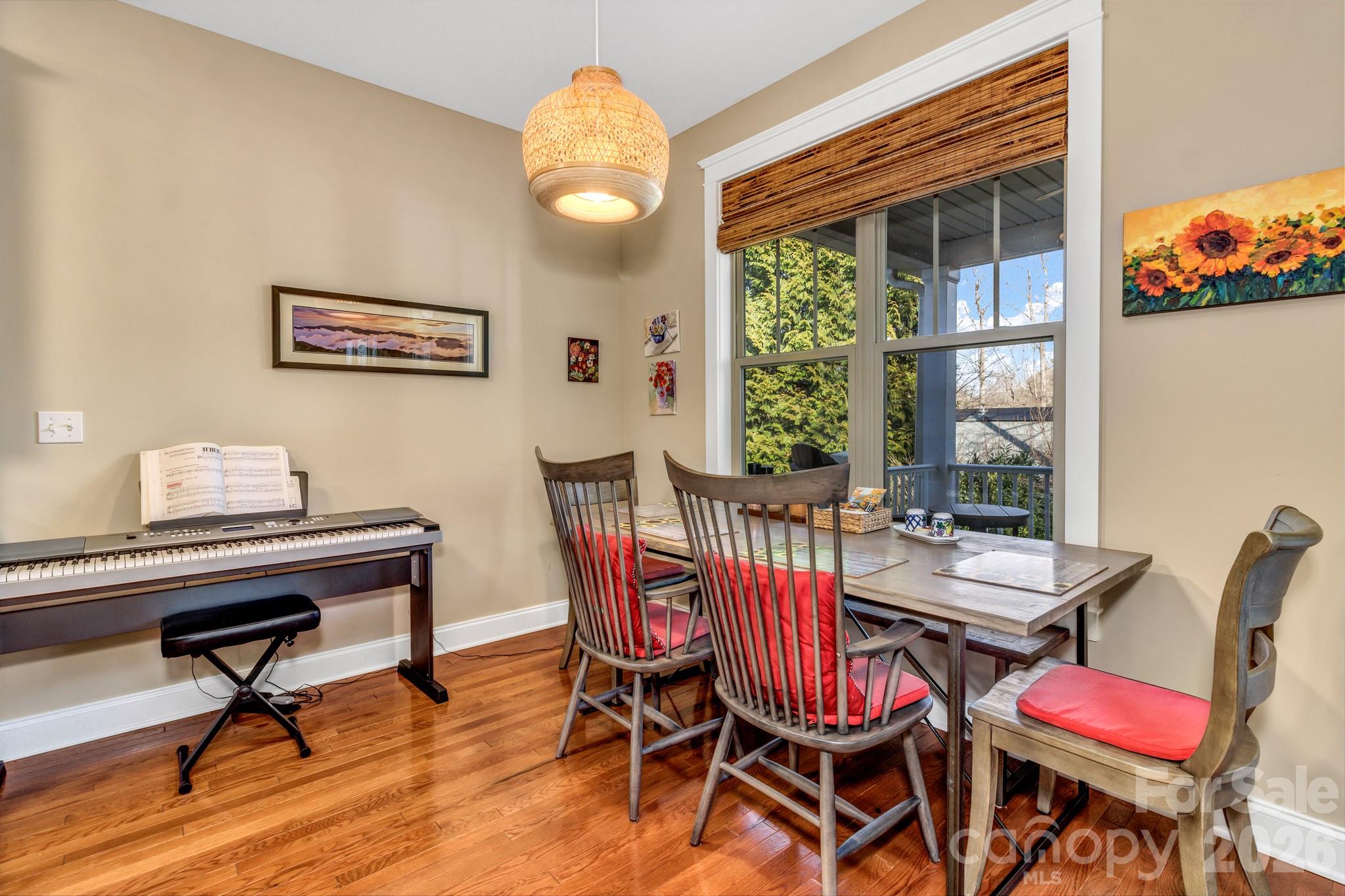 12 Hoolet Court — Candler
