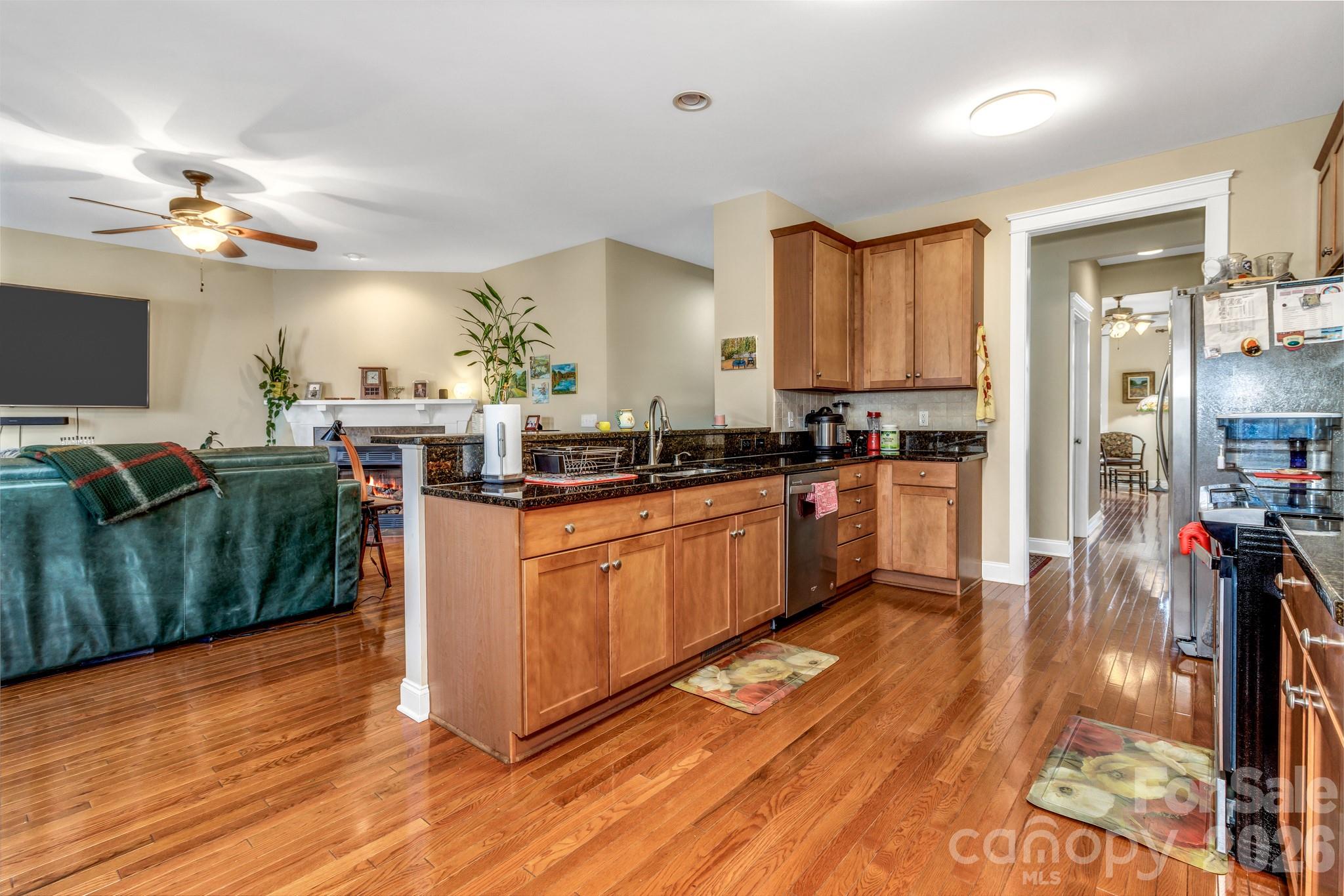 12 Hoolet Court — Candler