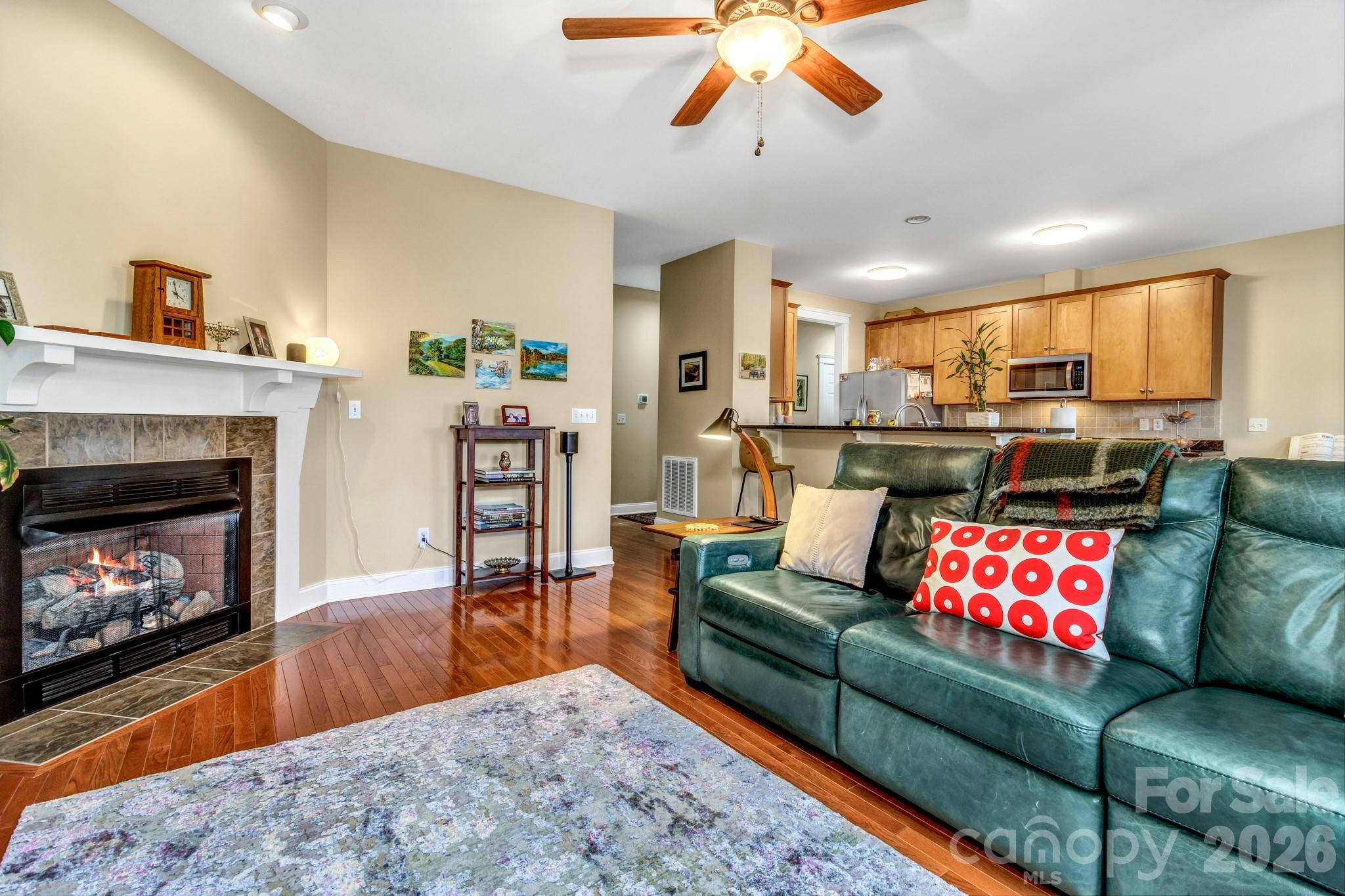 12 Hoolet Court — Candler
