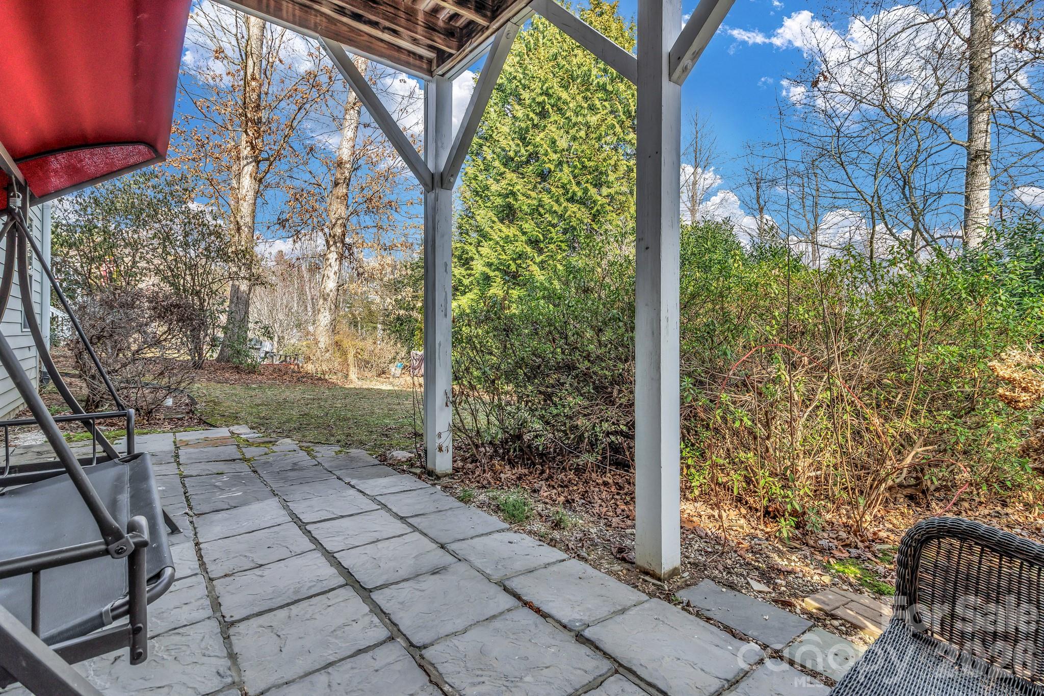 12 Hoolet Court — Candler