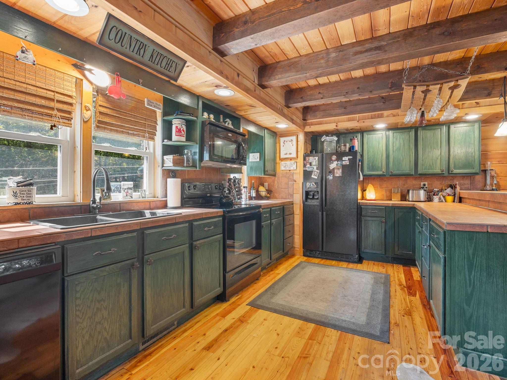 190 Elliot Lane — Rutherfordton