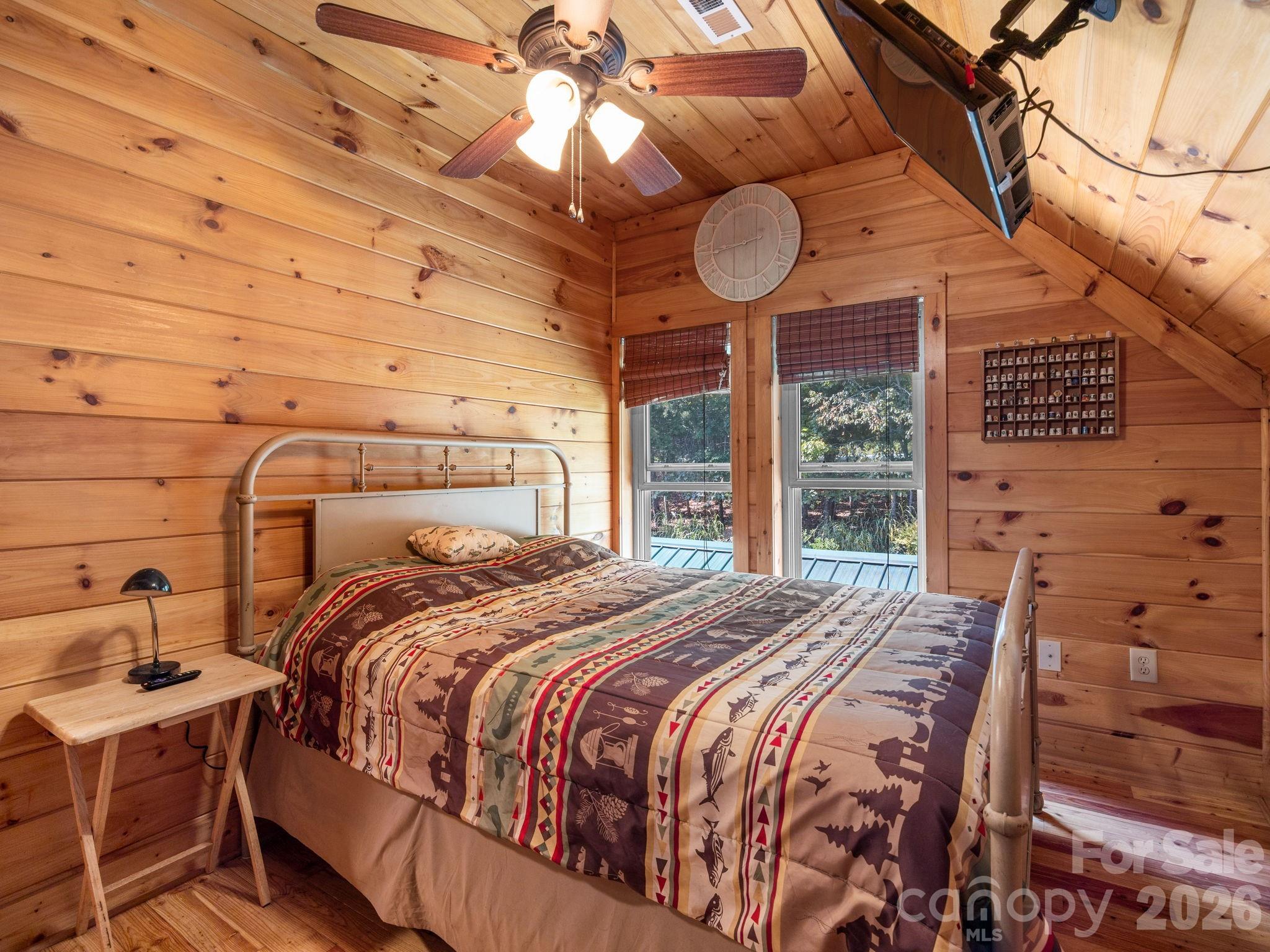 190 Elliot Lane — Rutherfordton