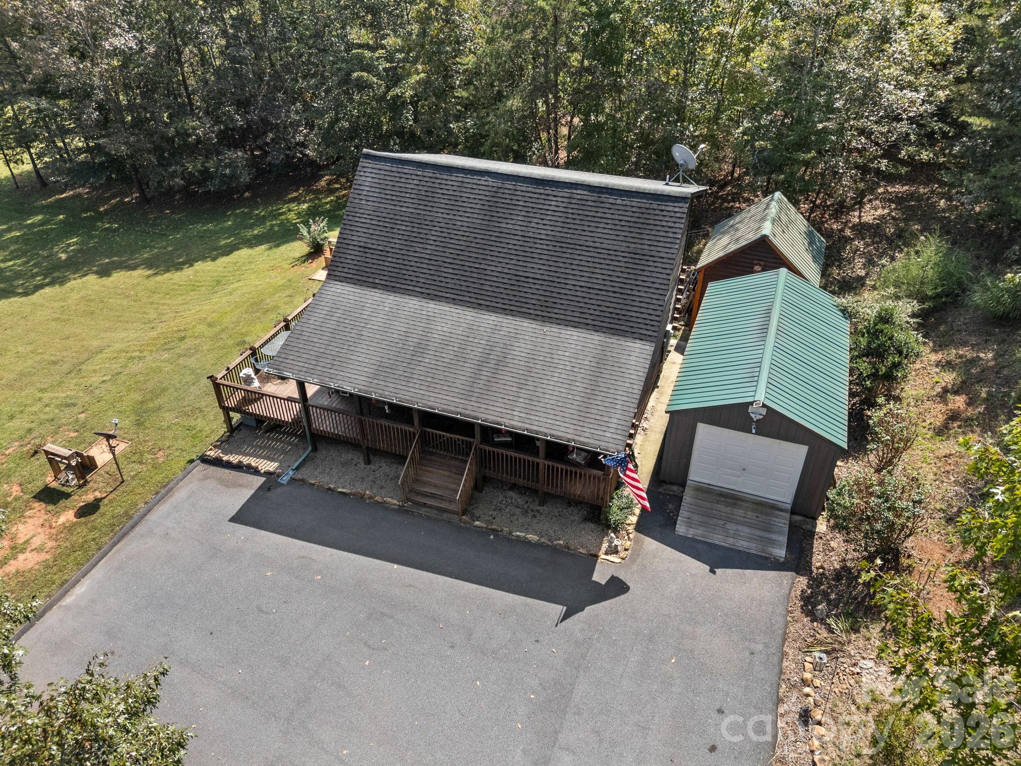 190 Elliot Lane — Rutherfordton