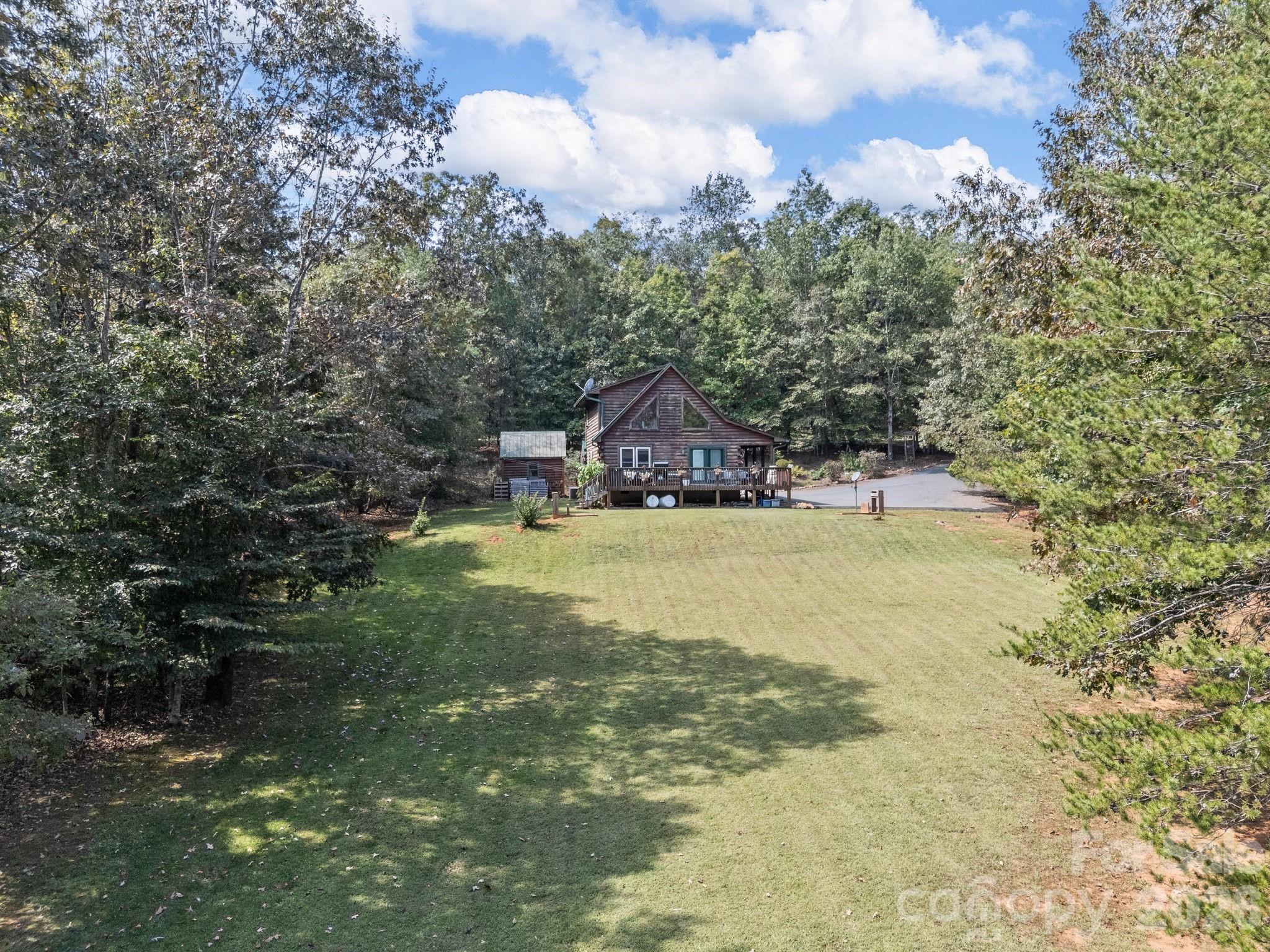 190 Elliot Lane — Rutherfordton