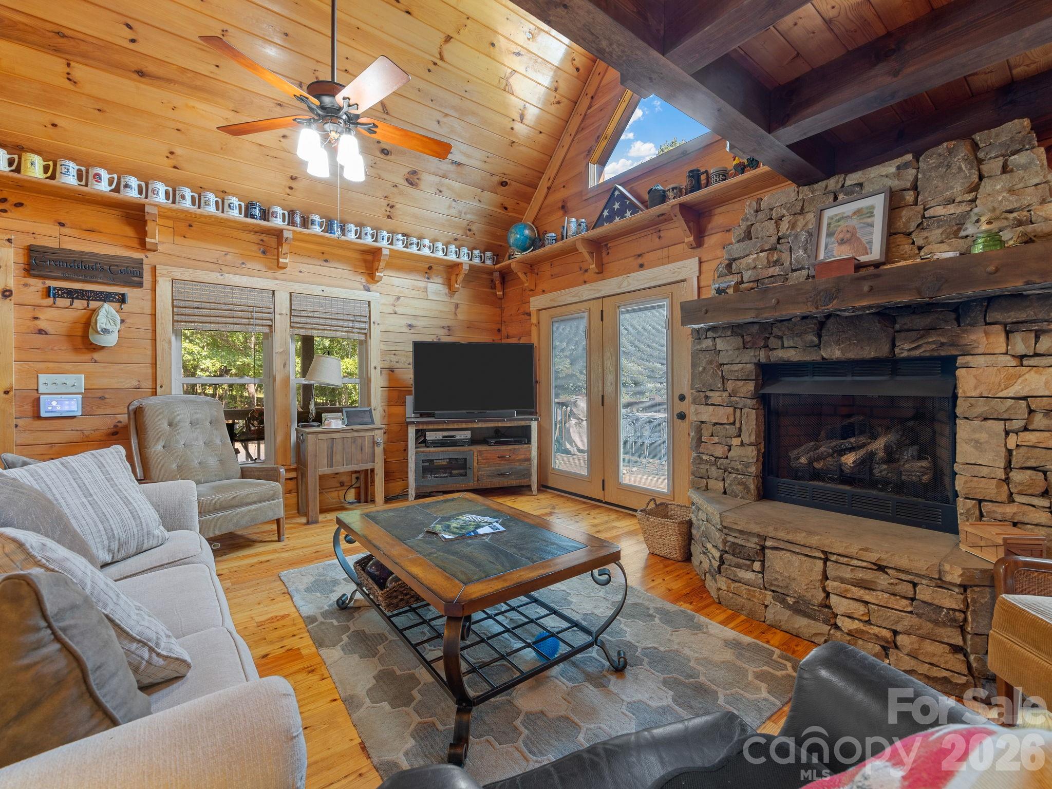 190 Elliot Lane — Rutherfordton