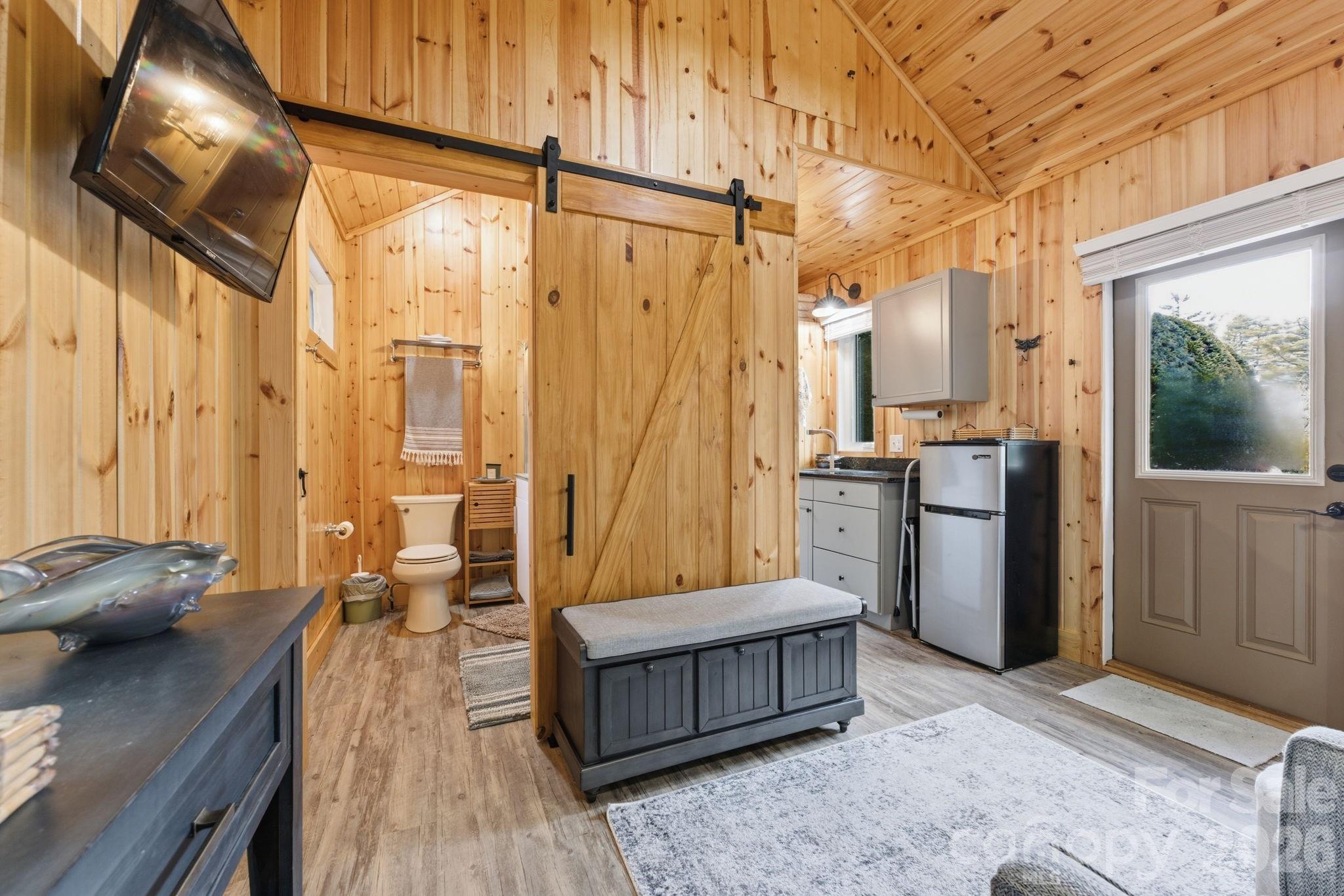 37 Coach Club Road — Highlands