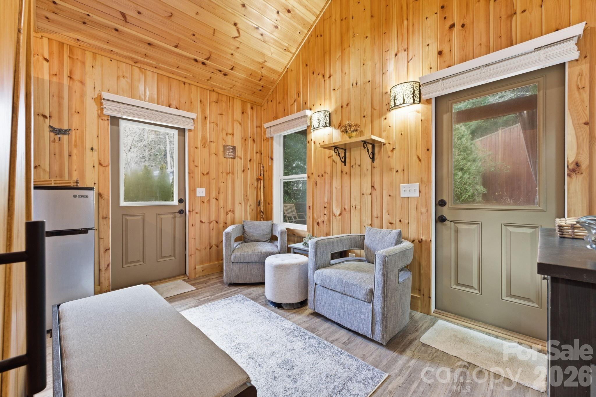 37 Coach Club Road — Highlands