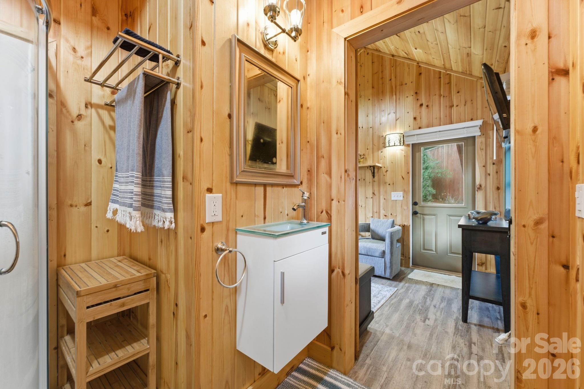 37 Coach Club Road — Highlands