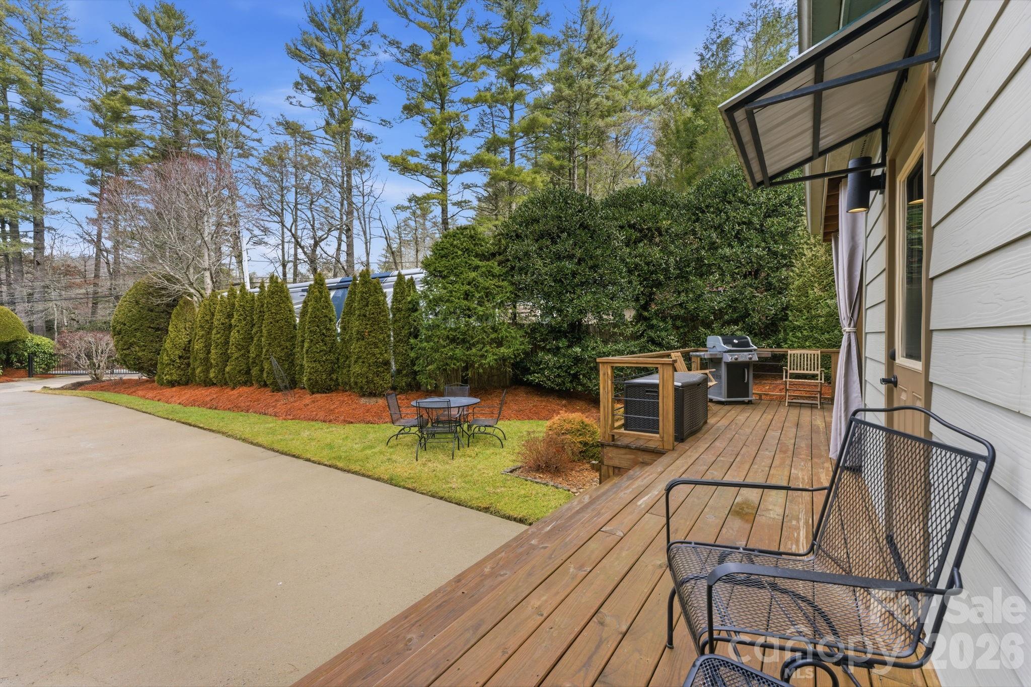 37 Coach Club Road — Highlands