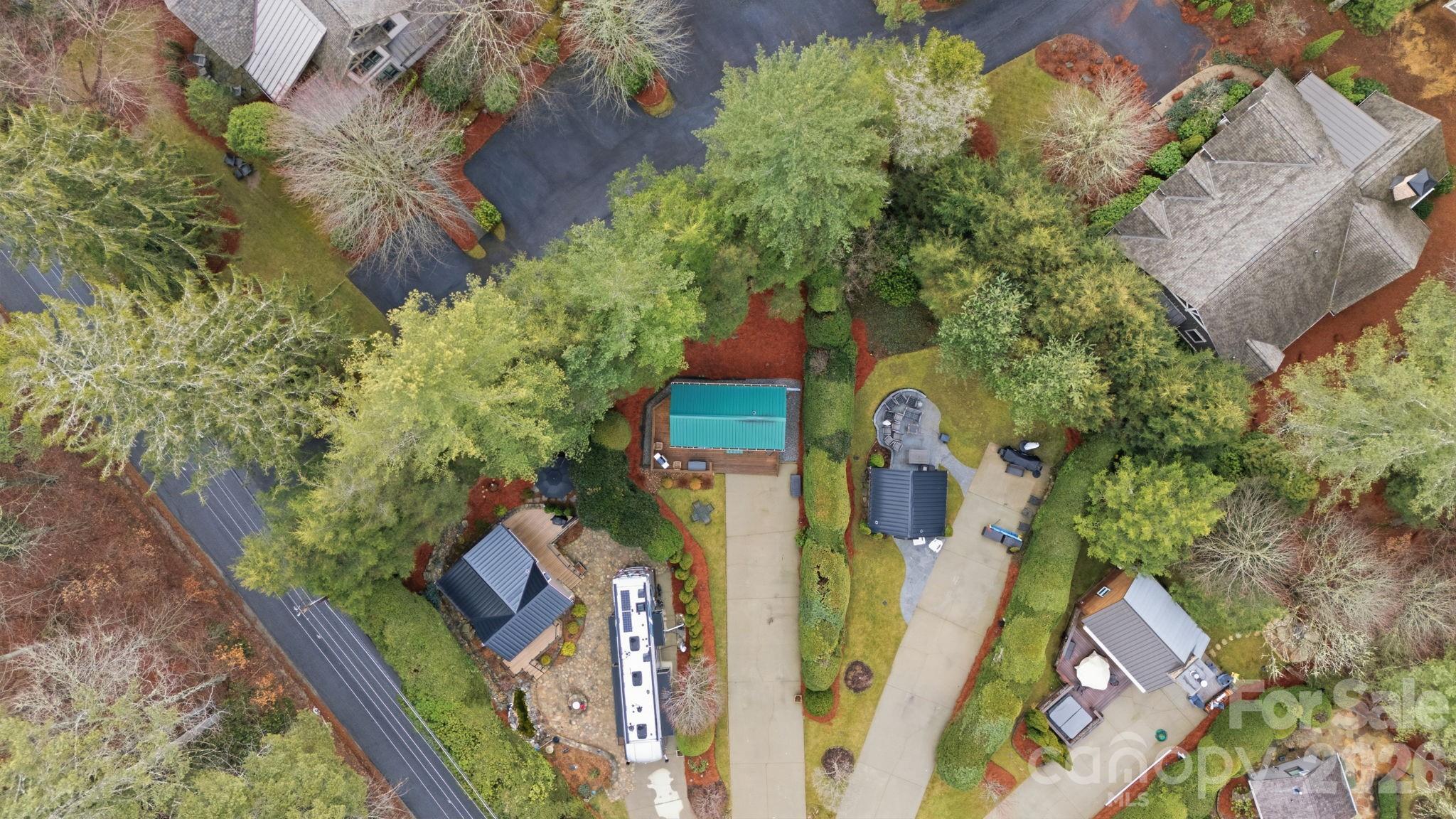 37 Coach Club Road — Highlands