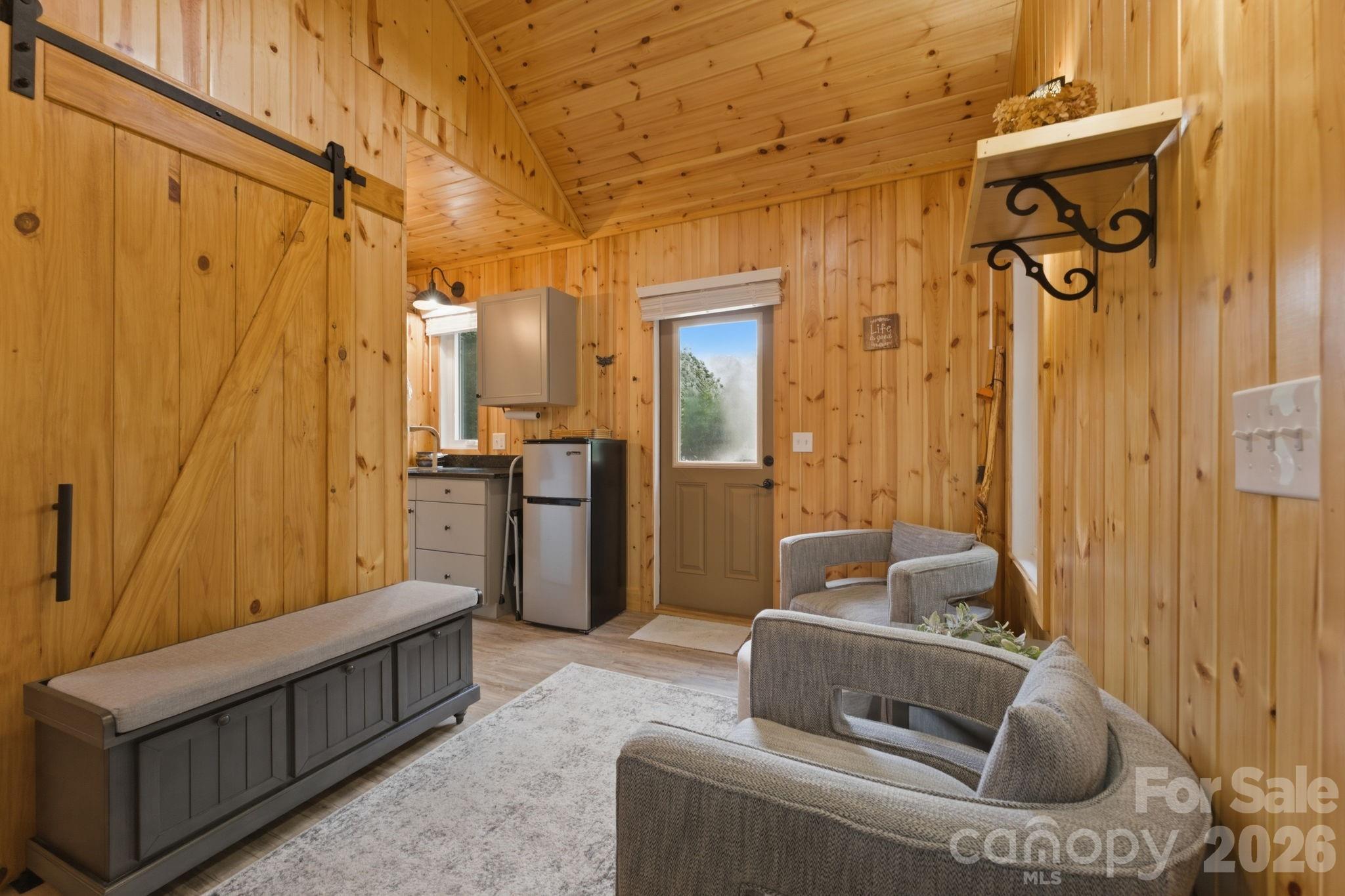 37 Coach Club Road — Highlands
