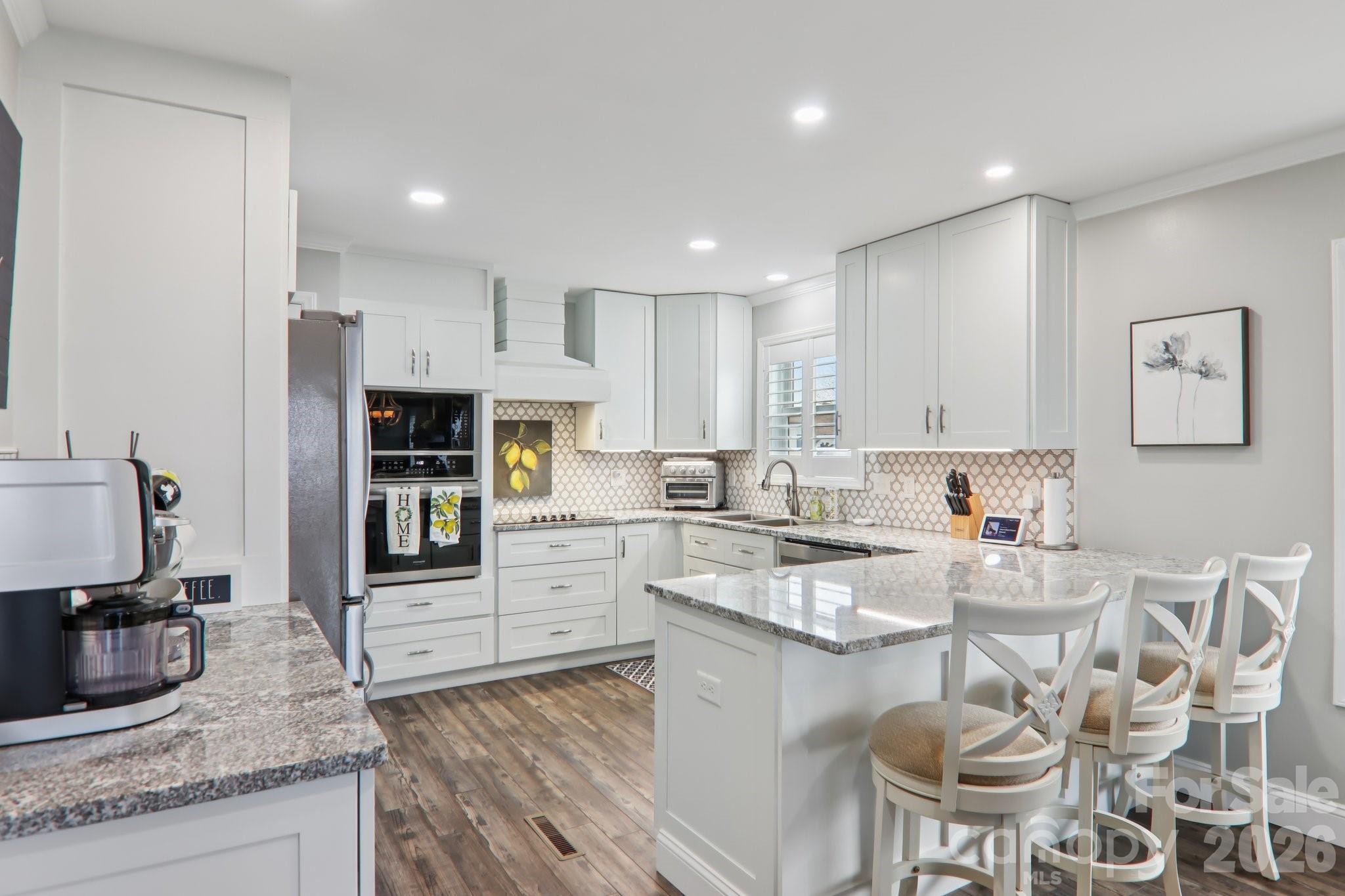 1601 Fleetwood Plaza — Hendersonville