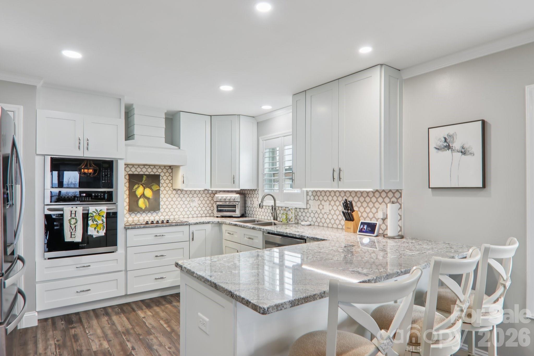 1601 Fleetwood Plaza — Hendersonville
