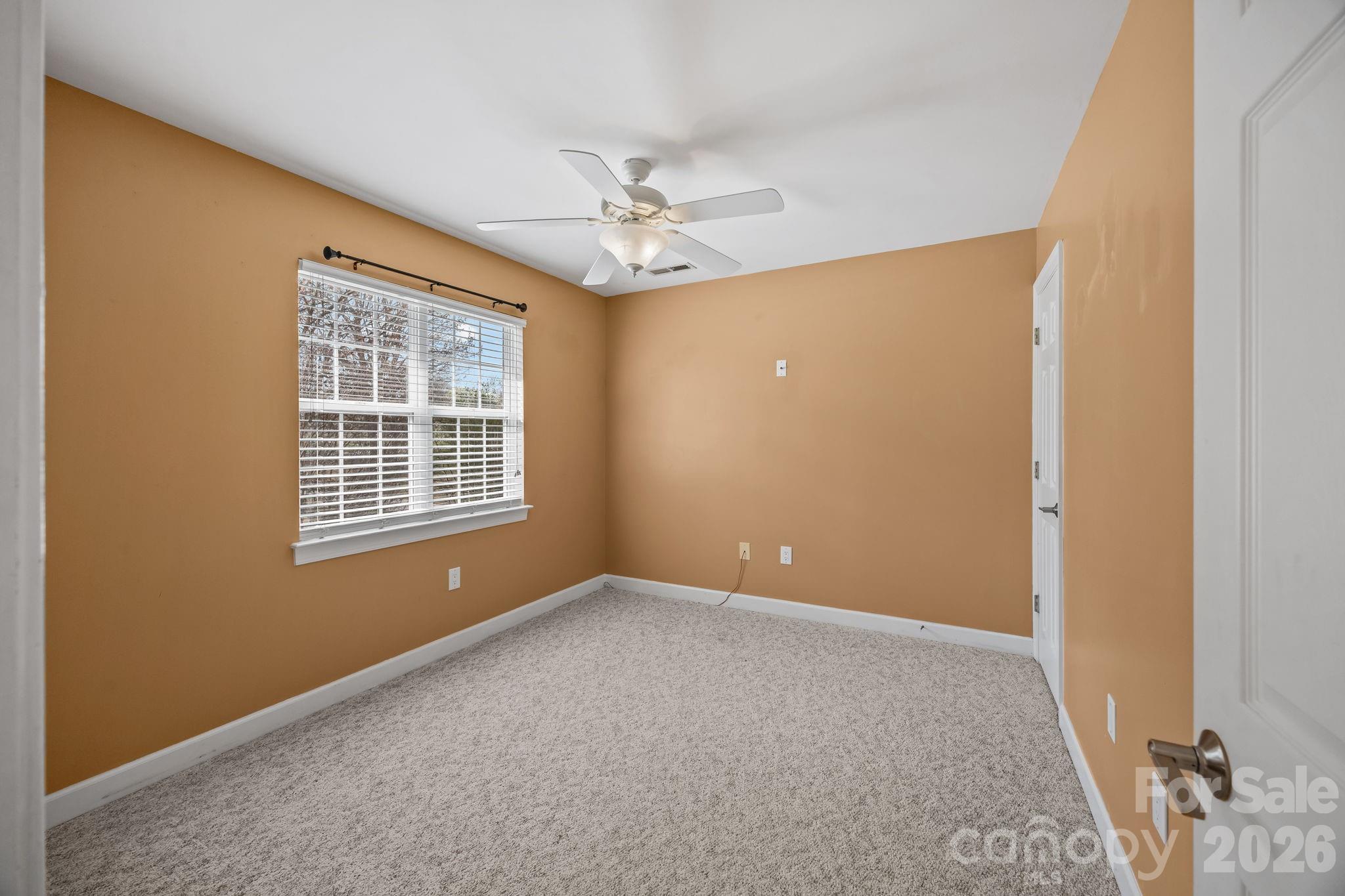 151 Saint Martins Lane — Statesville