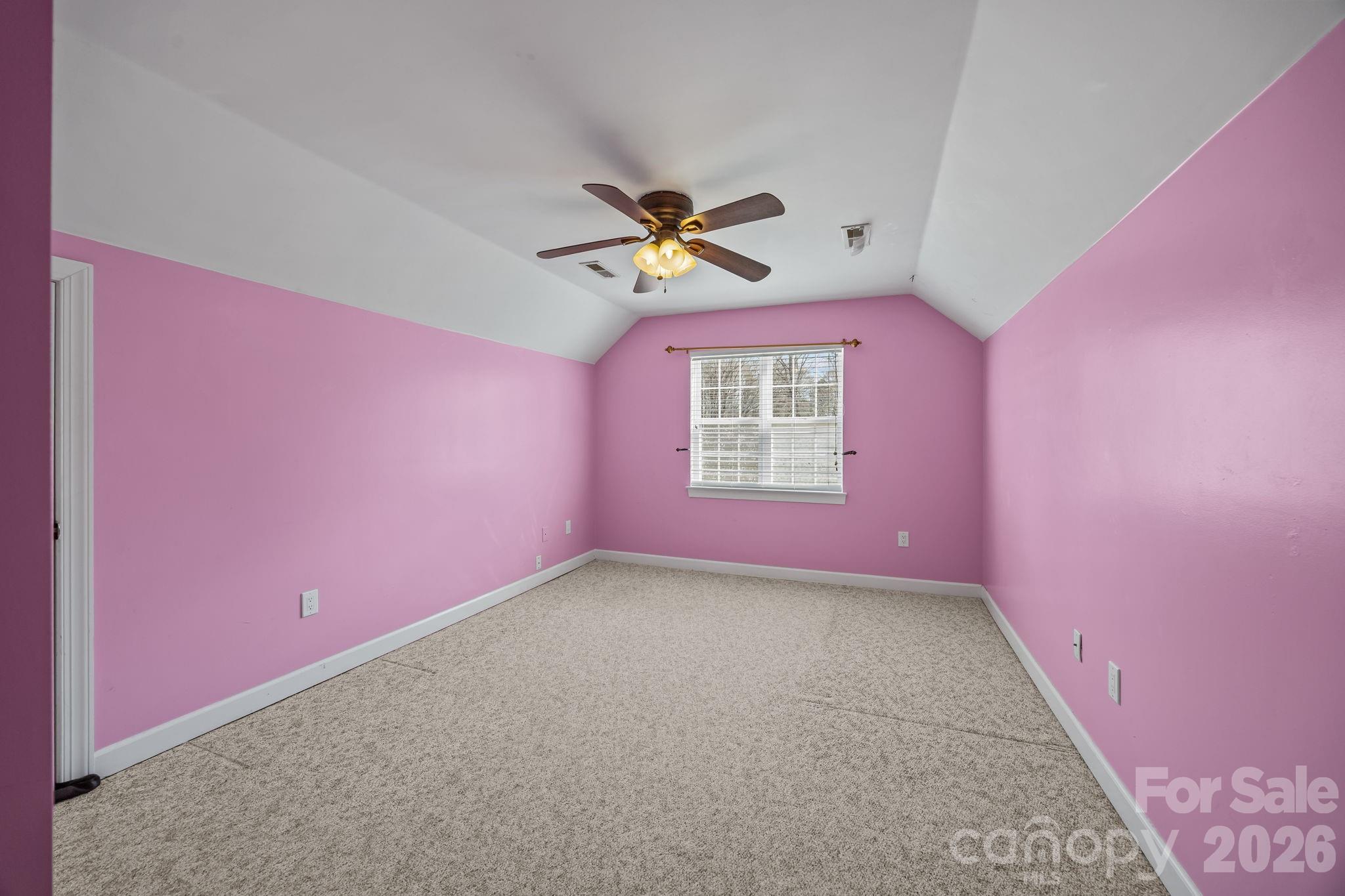 151 Saint Martins Lane — Statesville