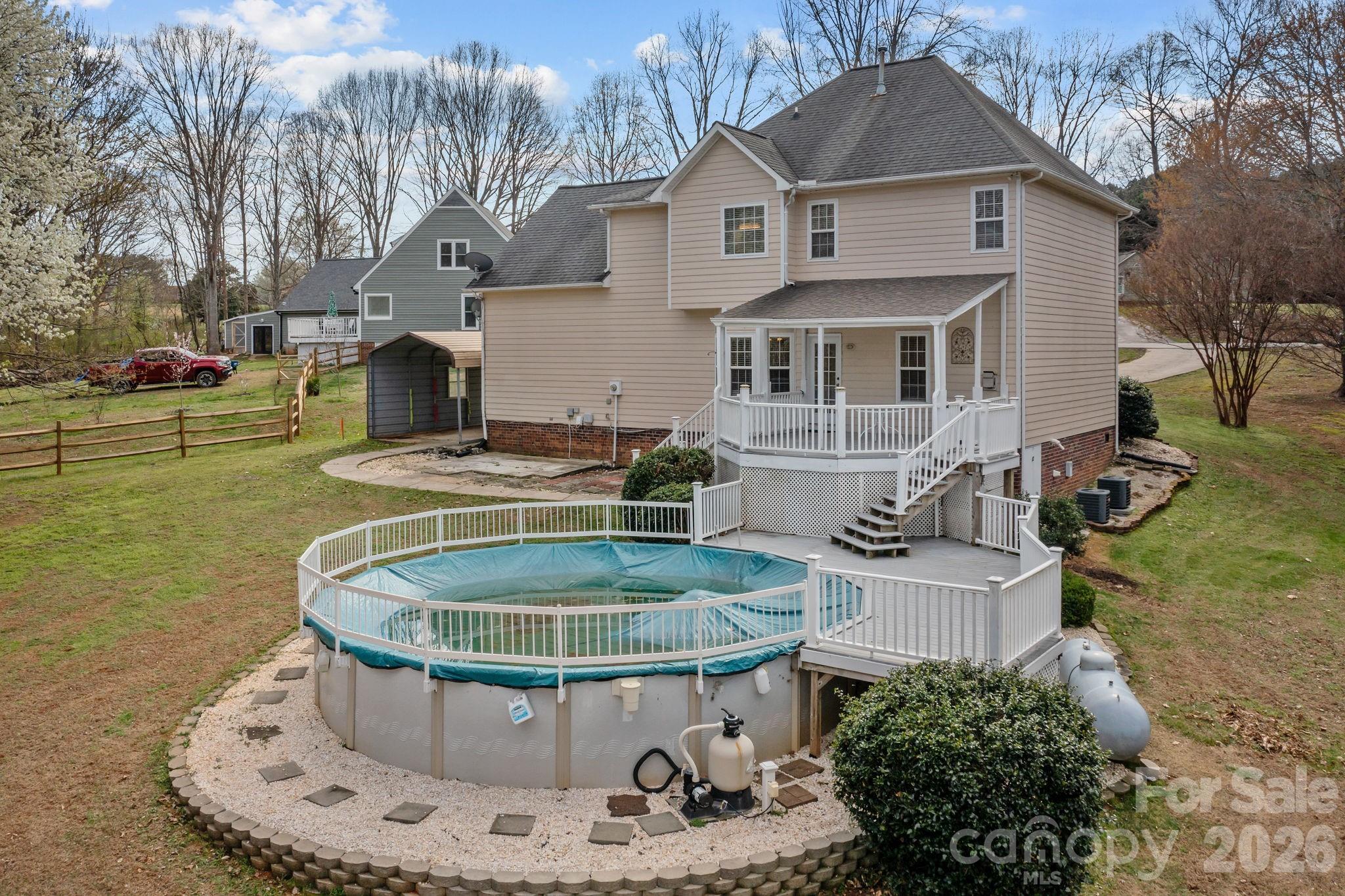 151 Saint Martins Lane — Statesville