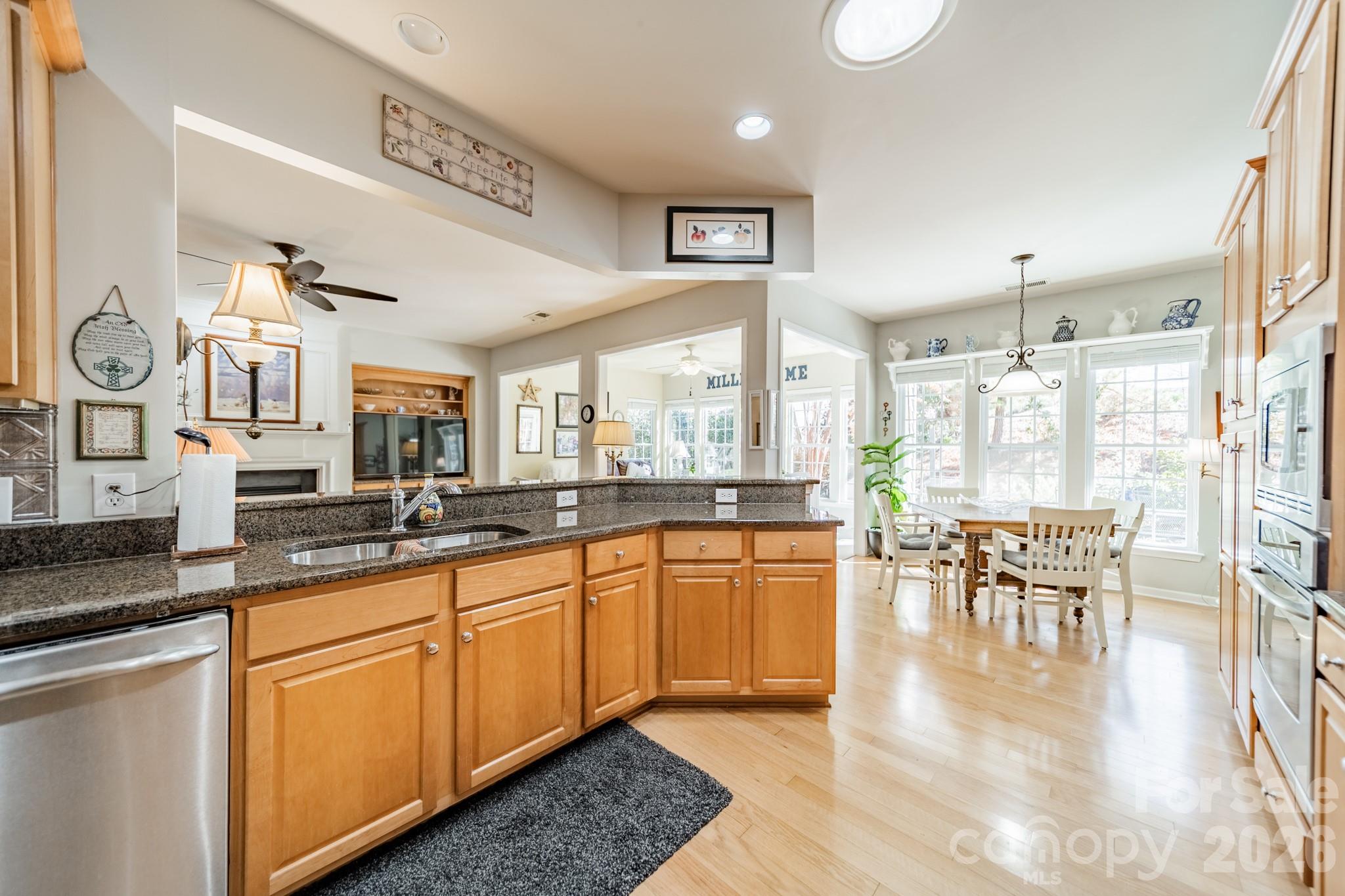 35047 Carnation Lane — Fort Mill