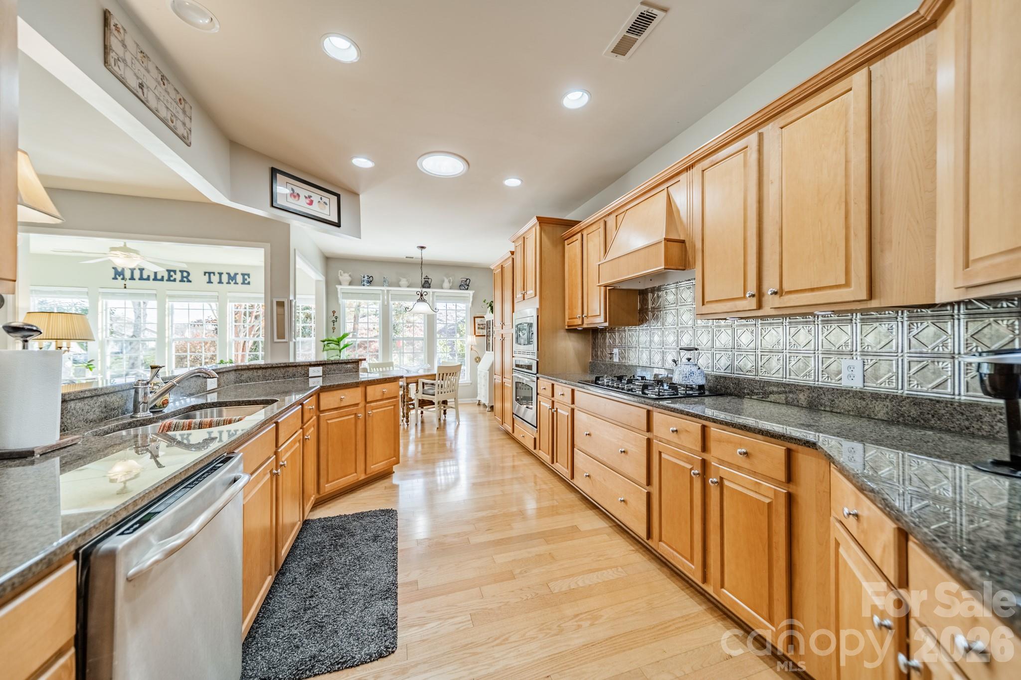 35047 Carnation Lane — Fort Mill