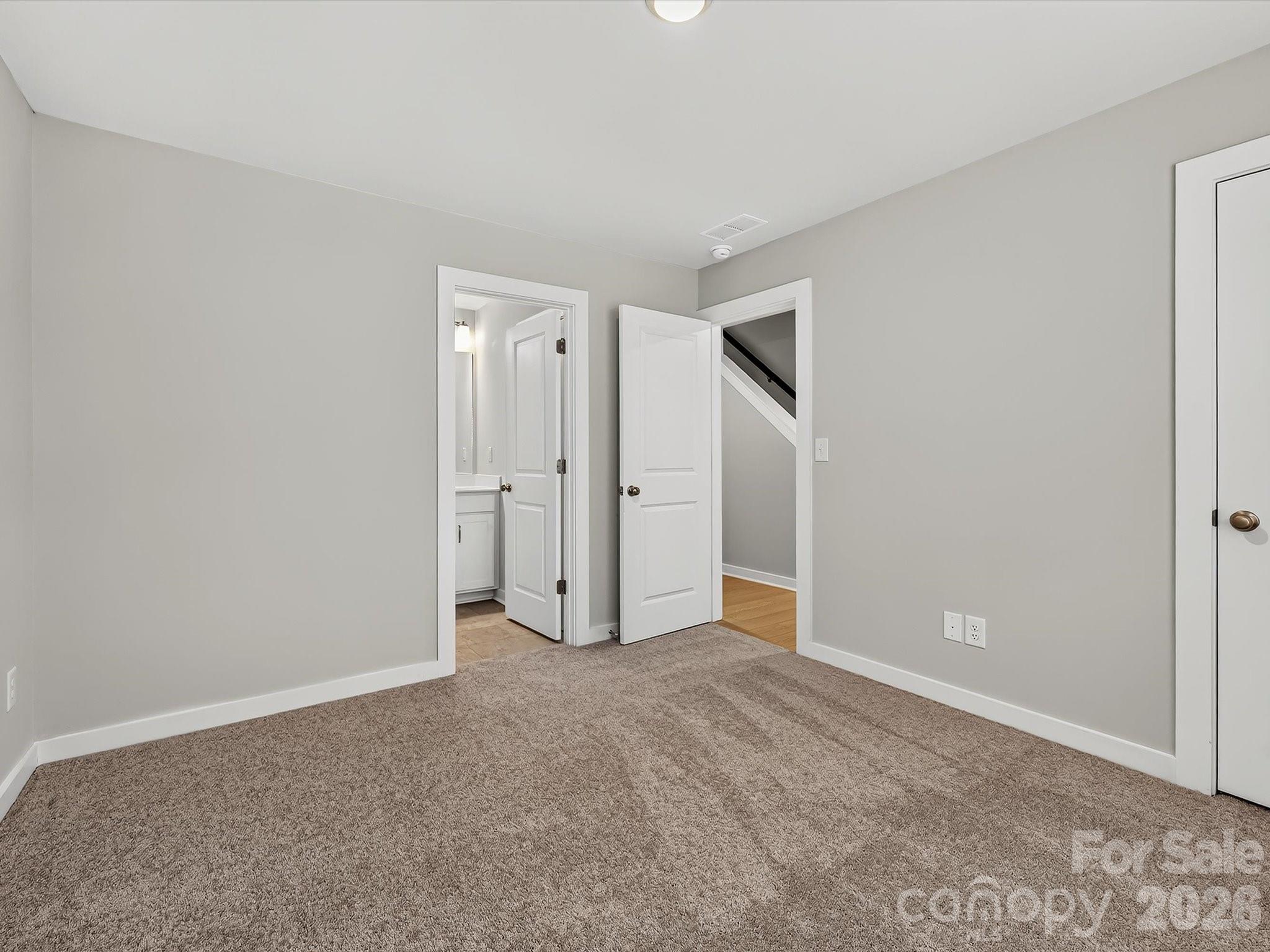 1128 Bismuth Lane — Charlotte