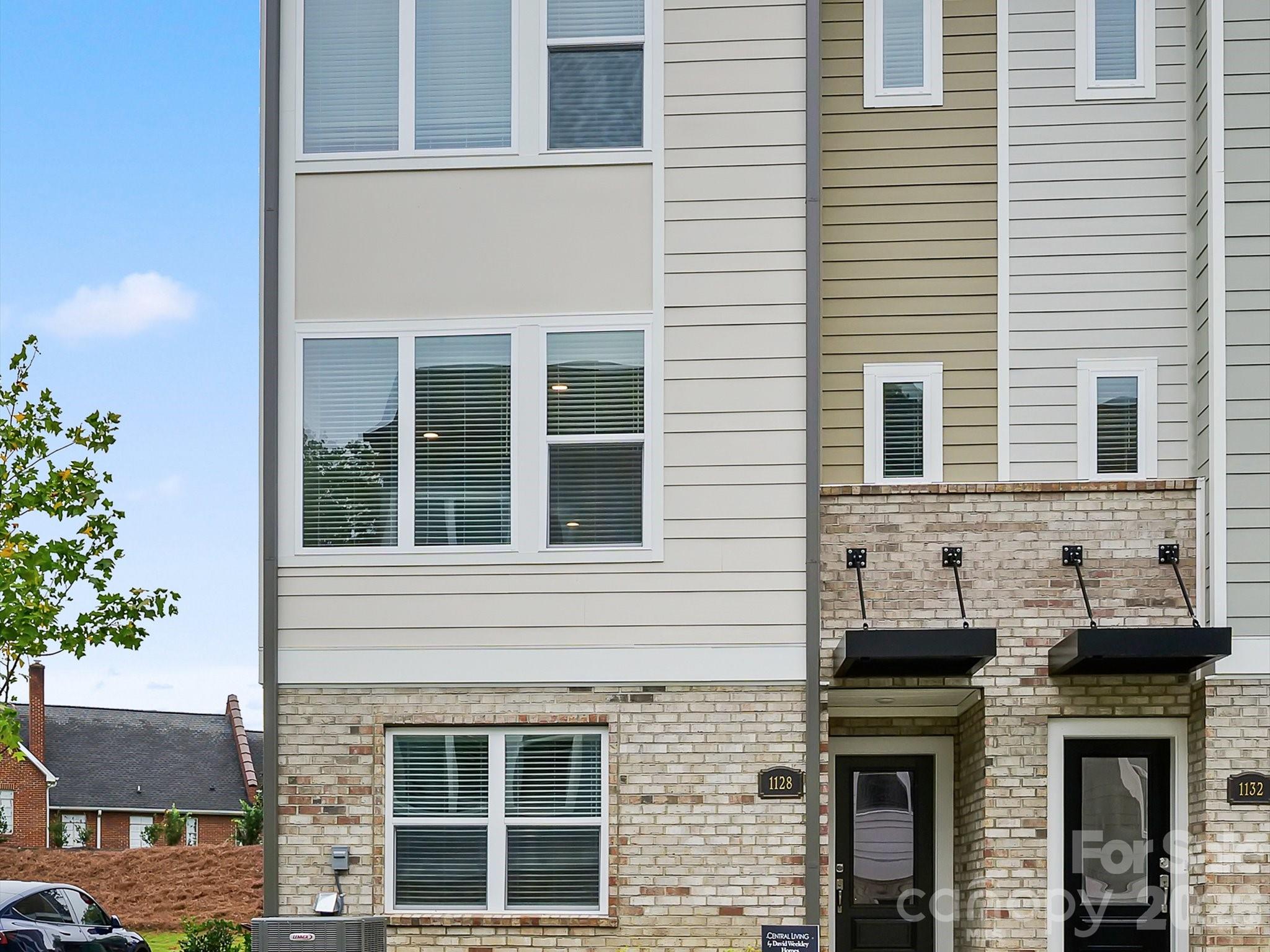1128 Bismuth Lane — Charlotte