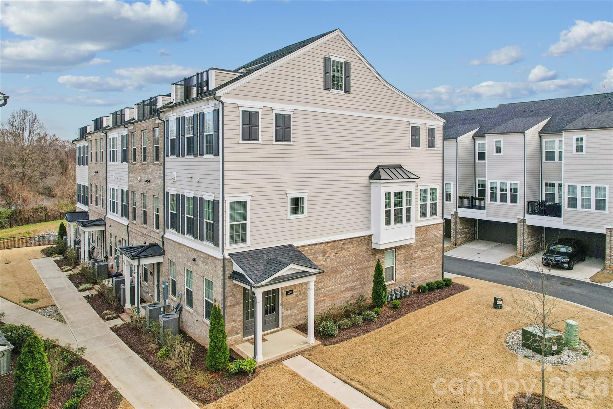 200 Emerson Avenue — Charlotte