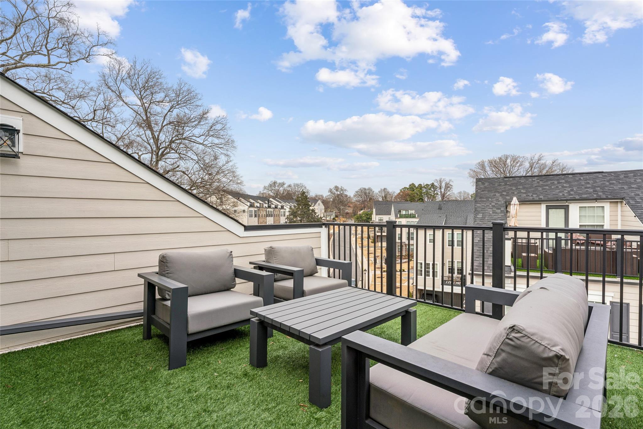 200 Emerson Avenue — Charlotte