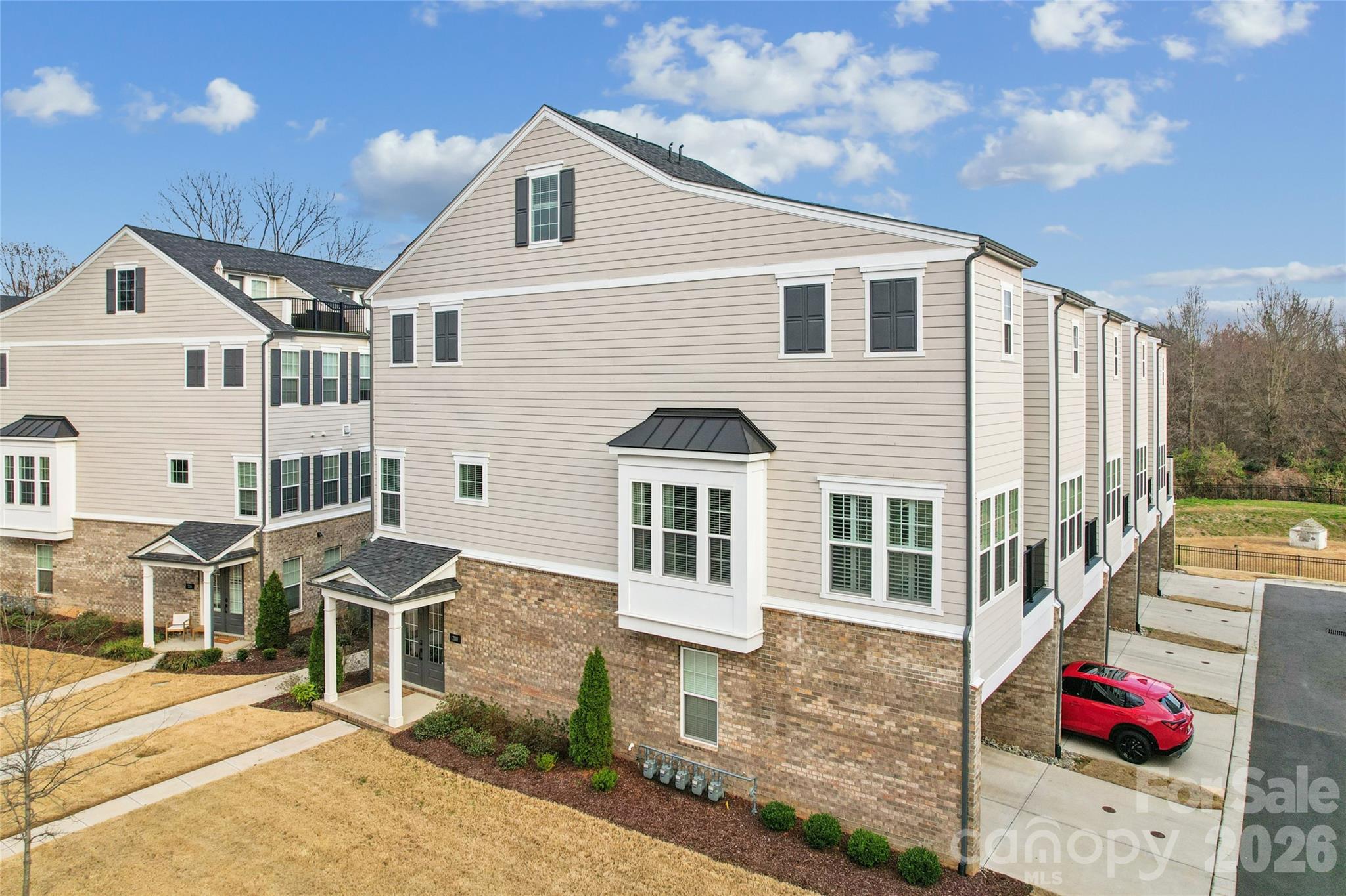 200 Emerson Avenue — Charlotte