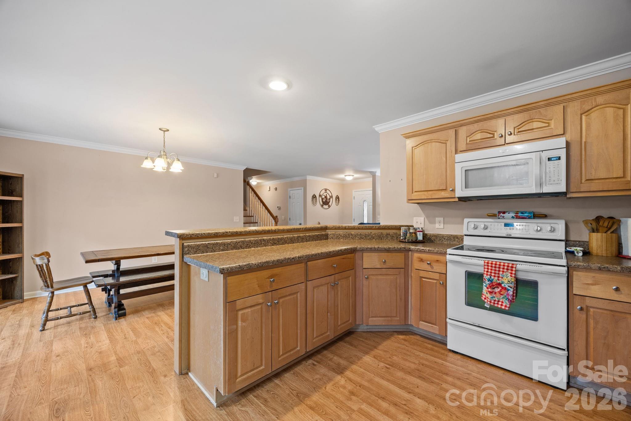 400 Honey Locust Trail — Whittier