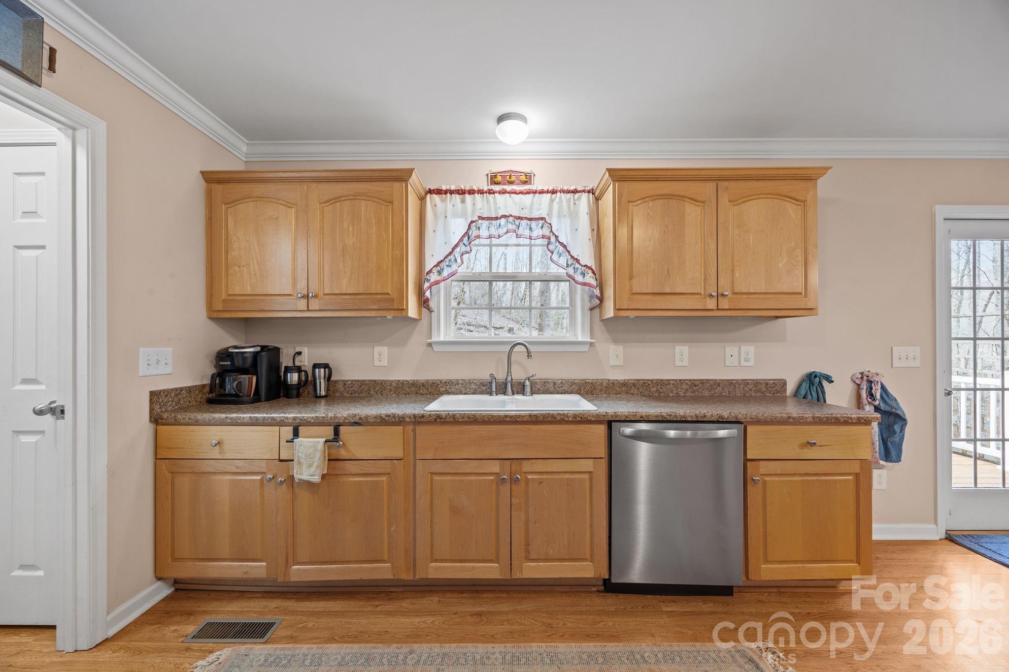 400 Honey Locust Trail — Whittier