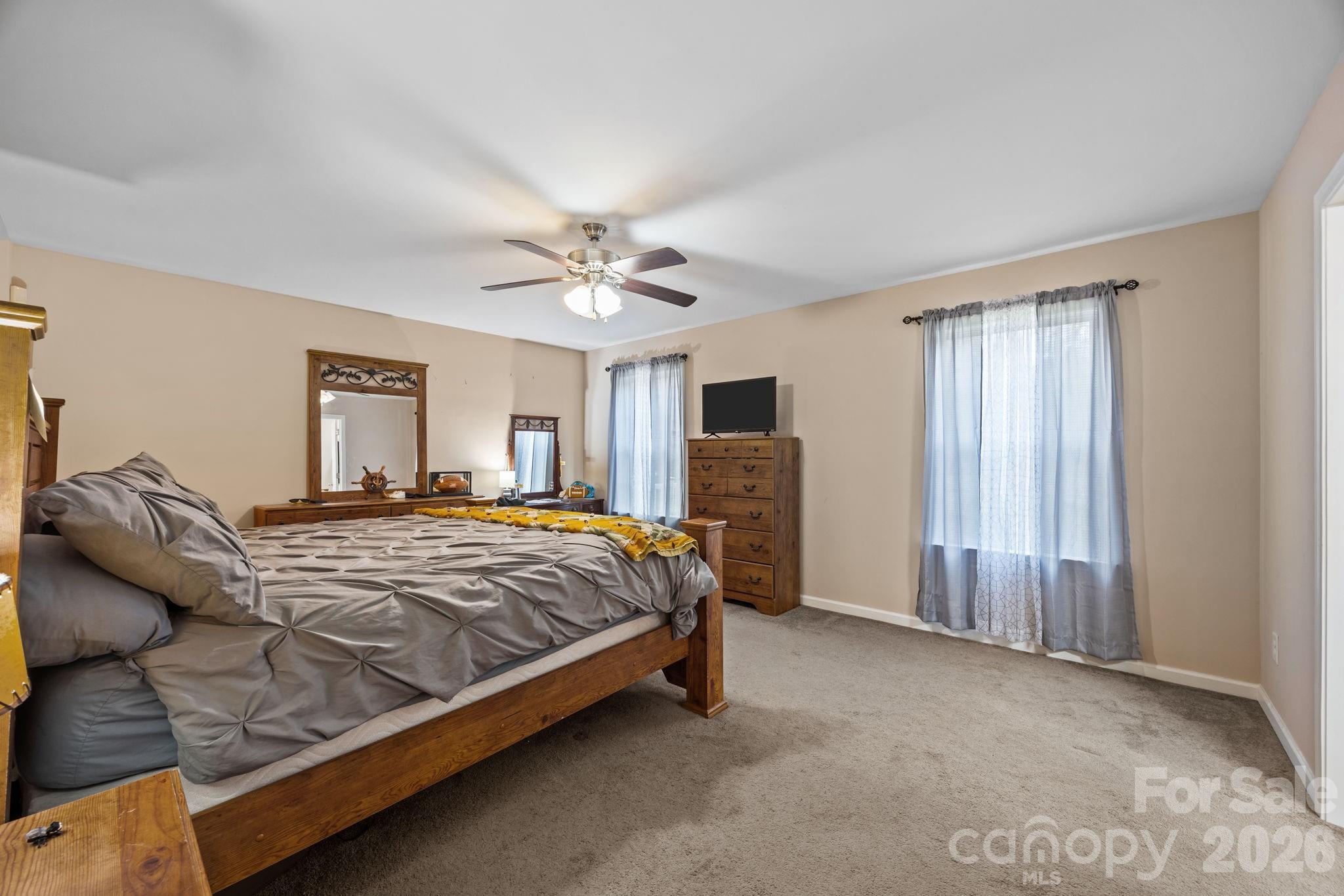 400 Honey Locust Trail — Whittier