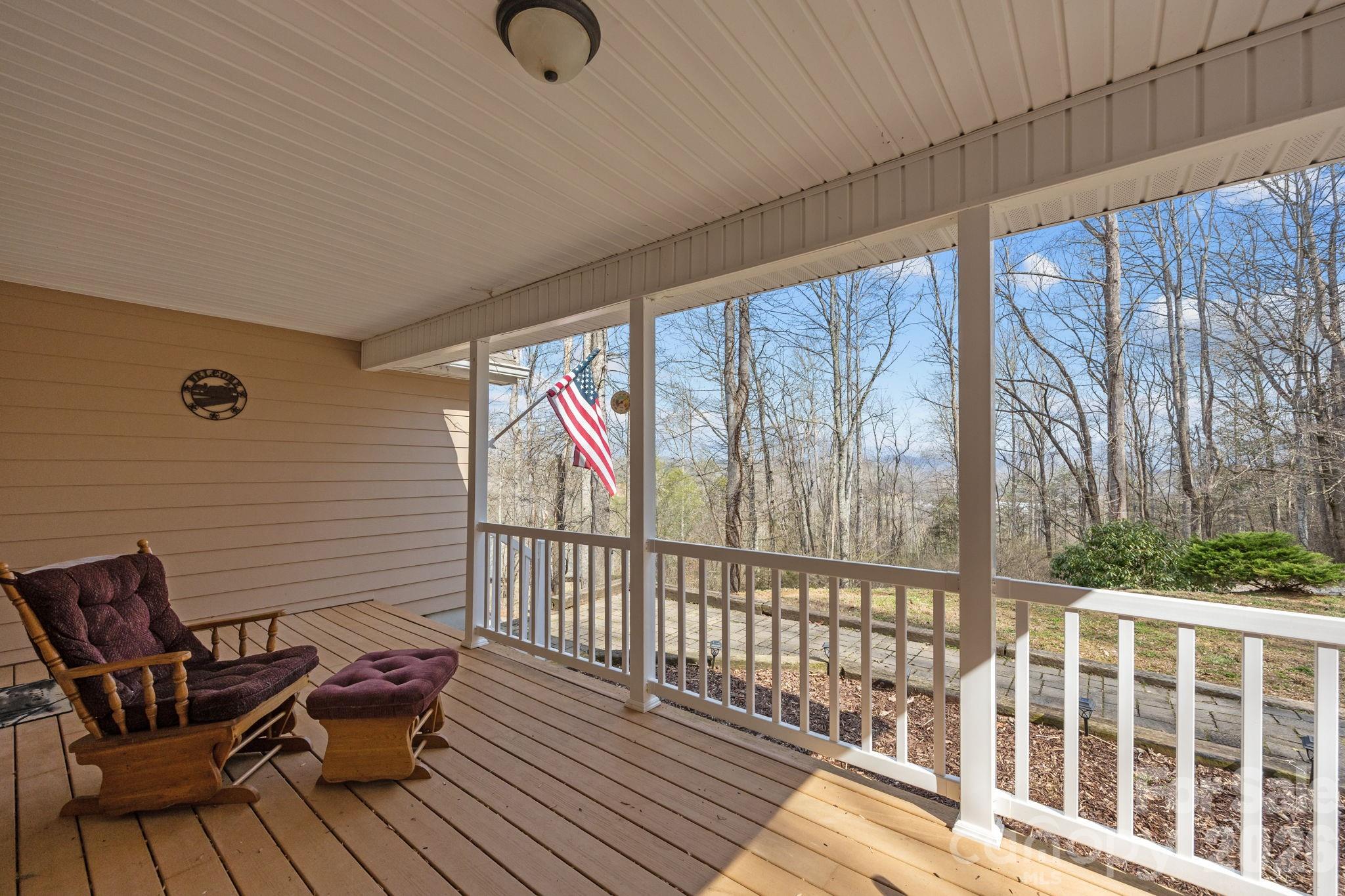400 Honey Locust Trail — Whittier