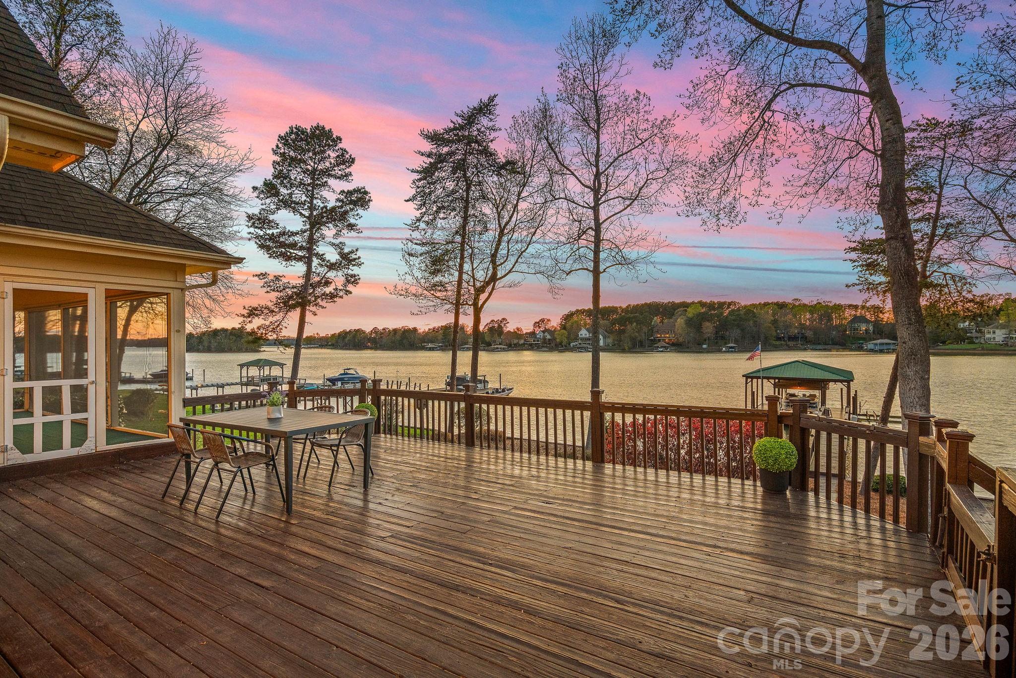 124 Hunter Spring Lane — Mooresville