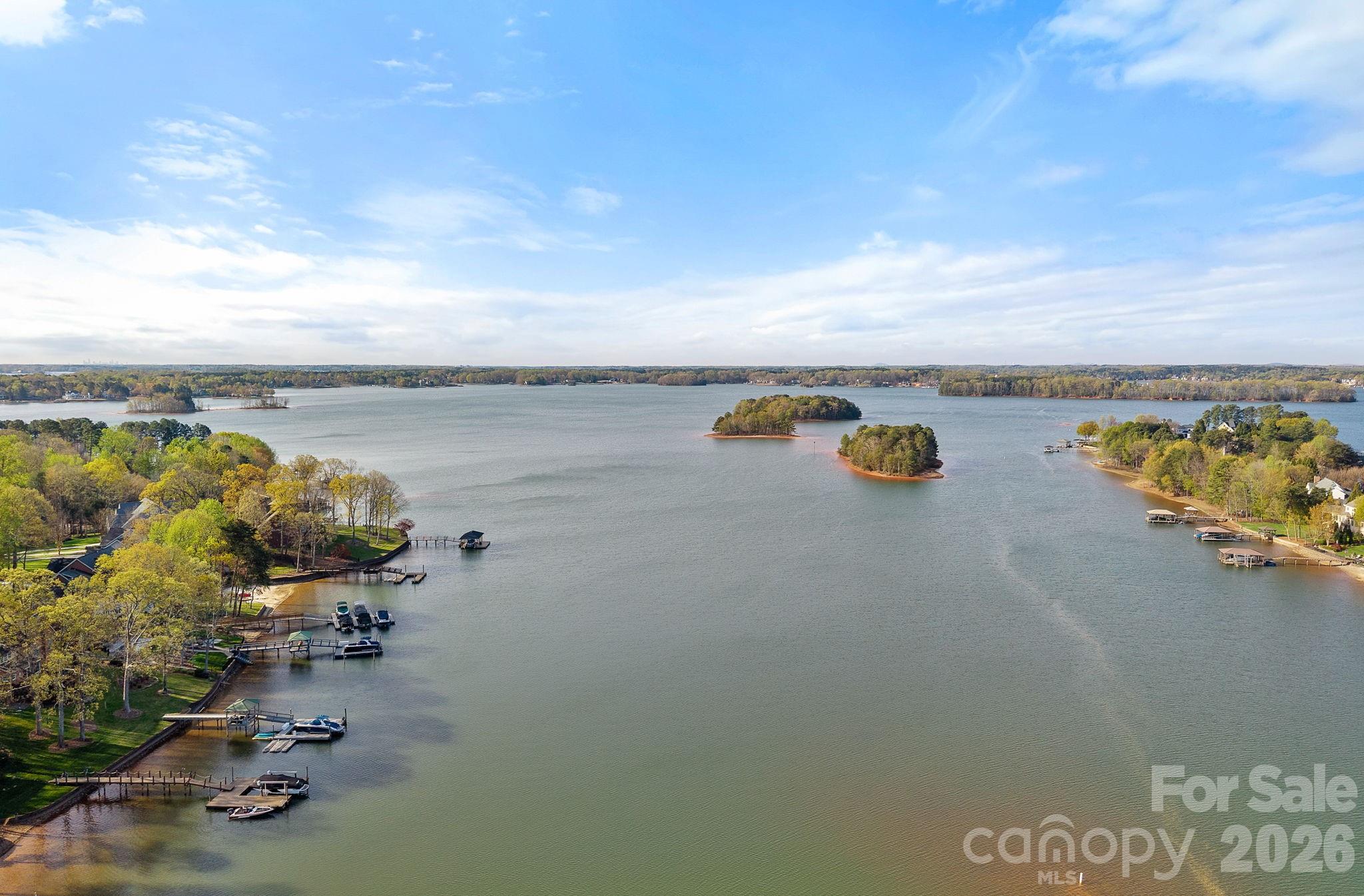 124 Hunter Spring Lane — Mooresville
