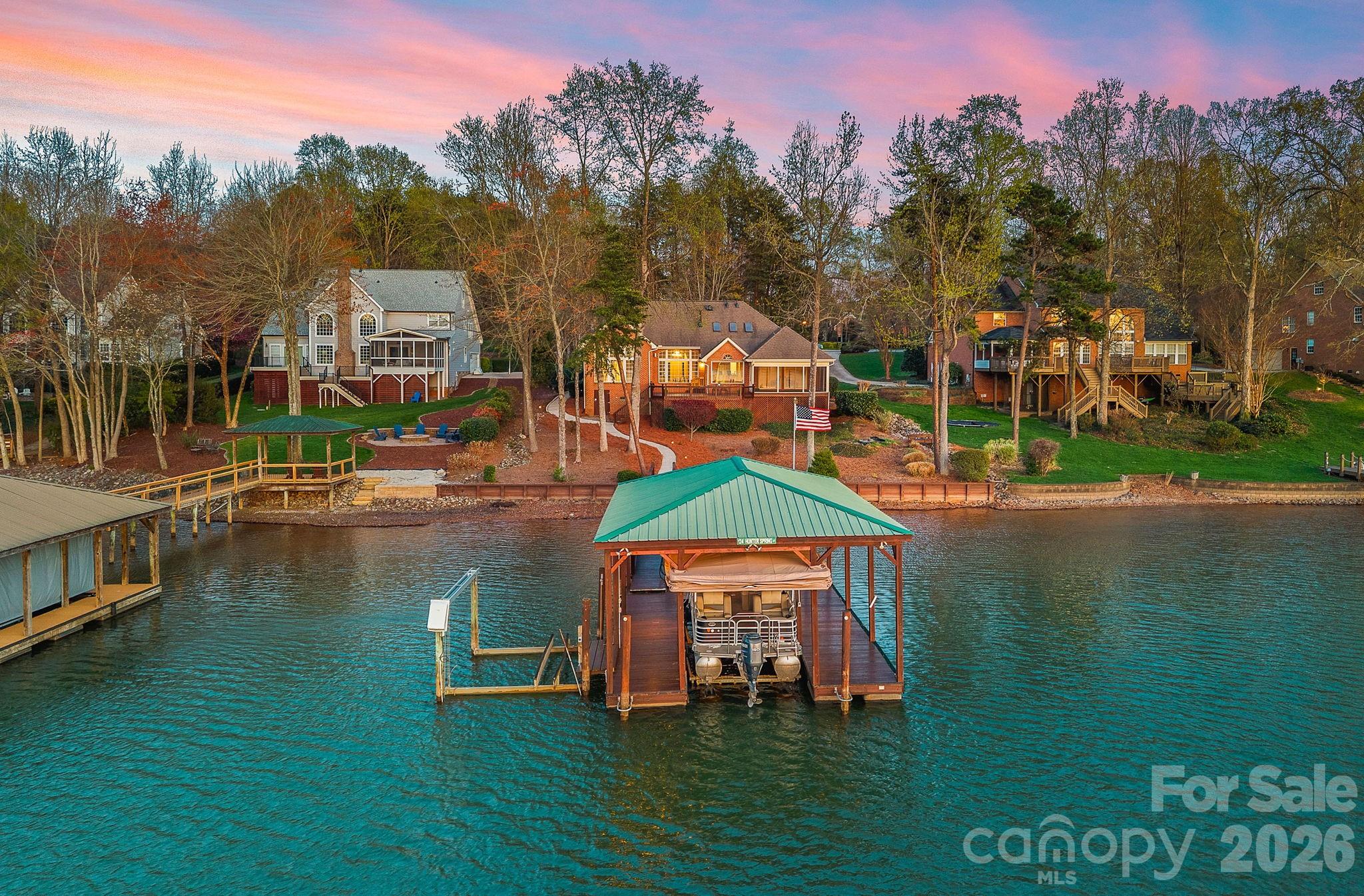 124 Hunter Spring Lane — Mooresville