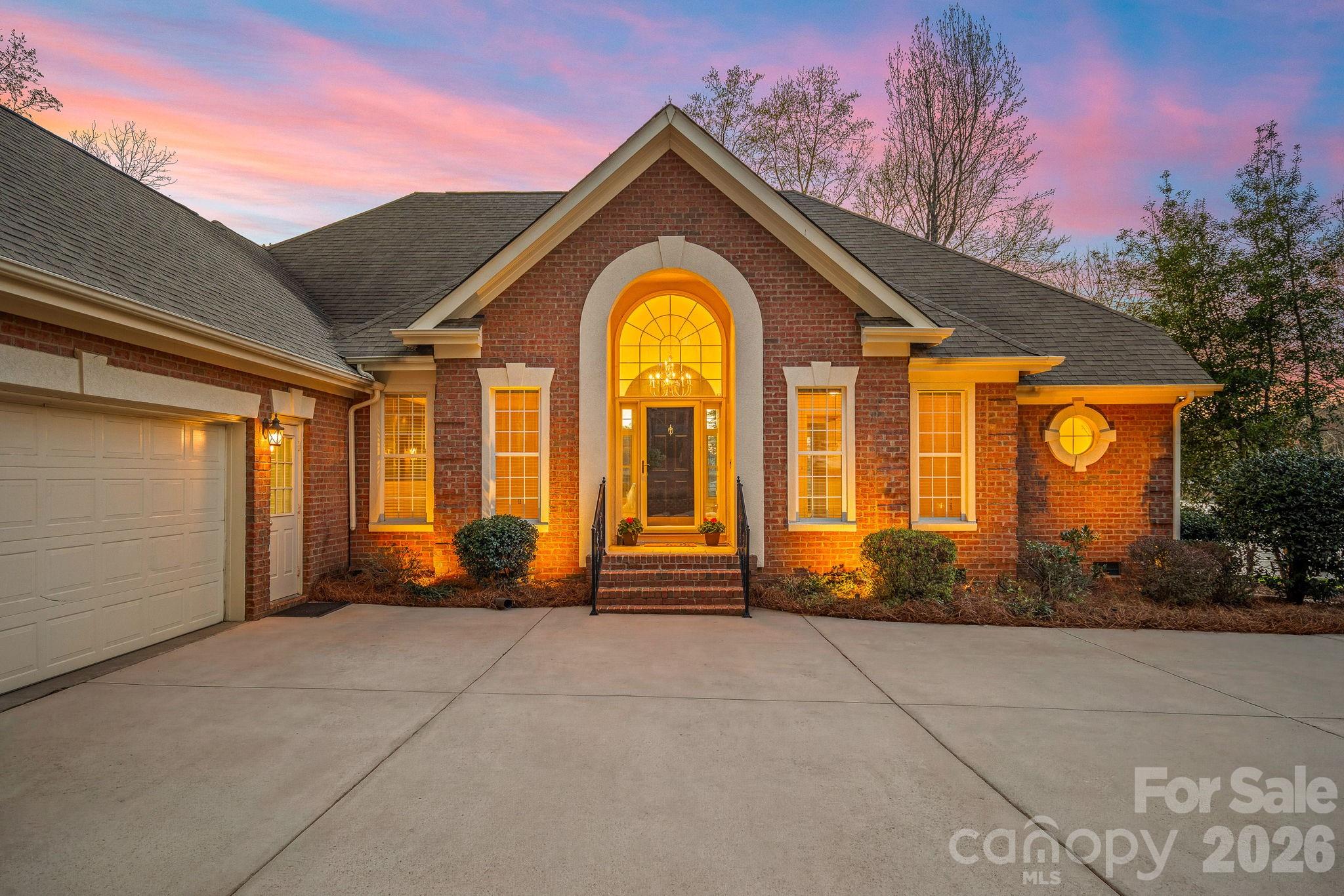 124 Hunter Spring Lane — Mooresville