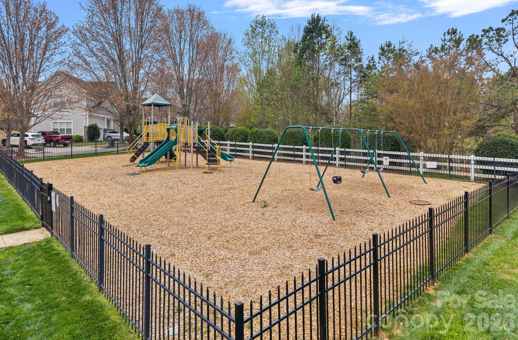 176 Water Oak Drive — Mooresville