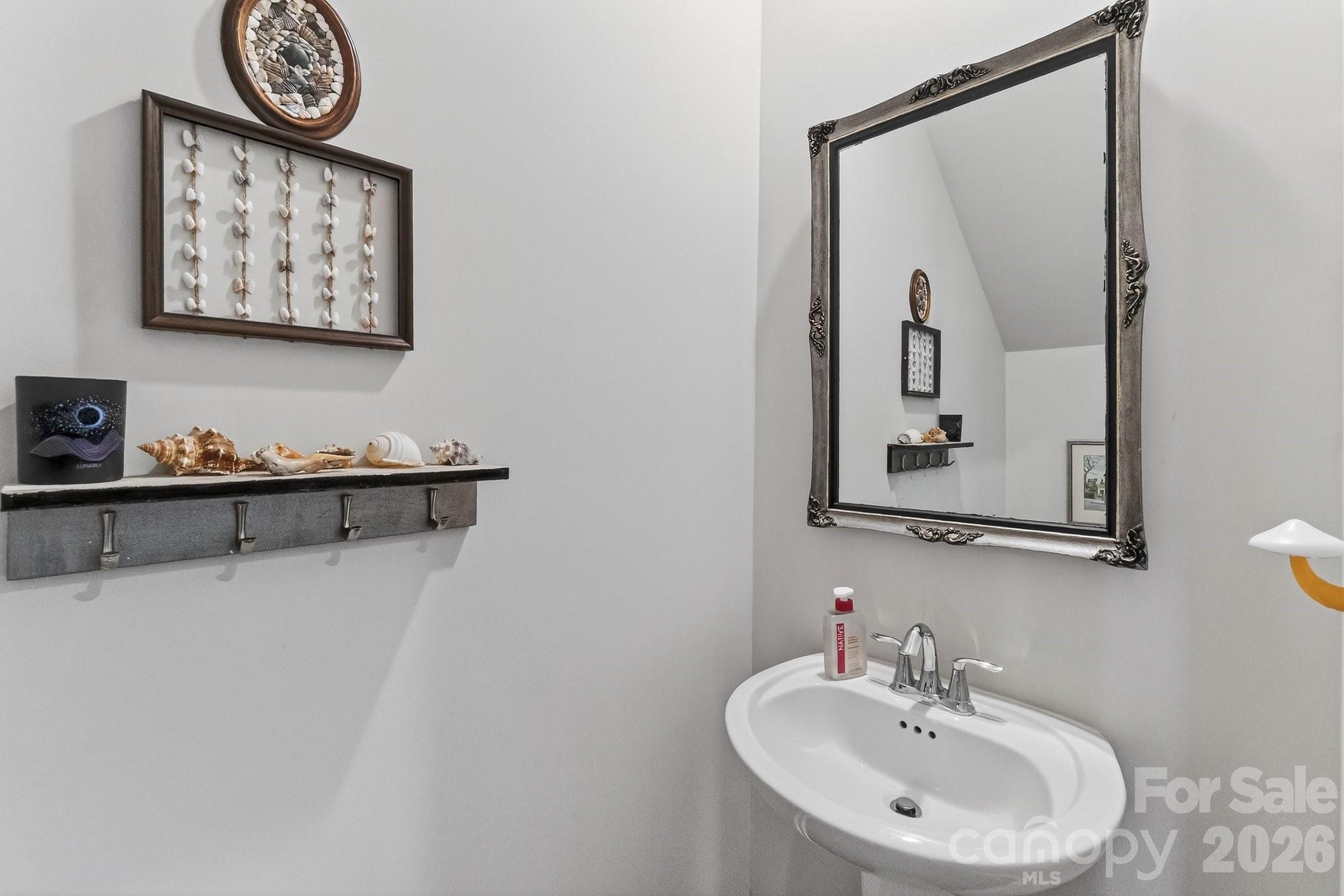 240 Eden Avenue — Mooresville