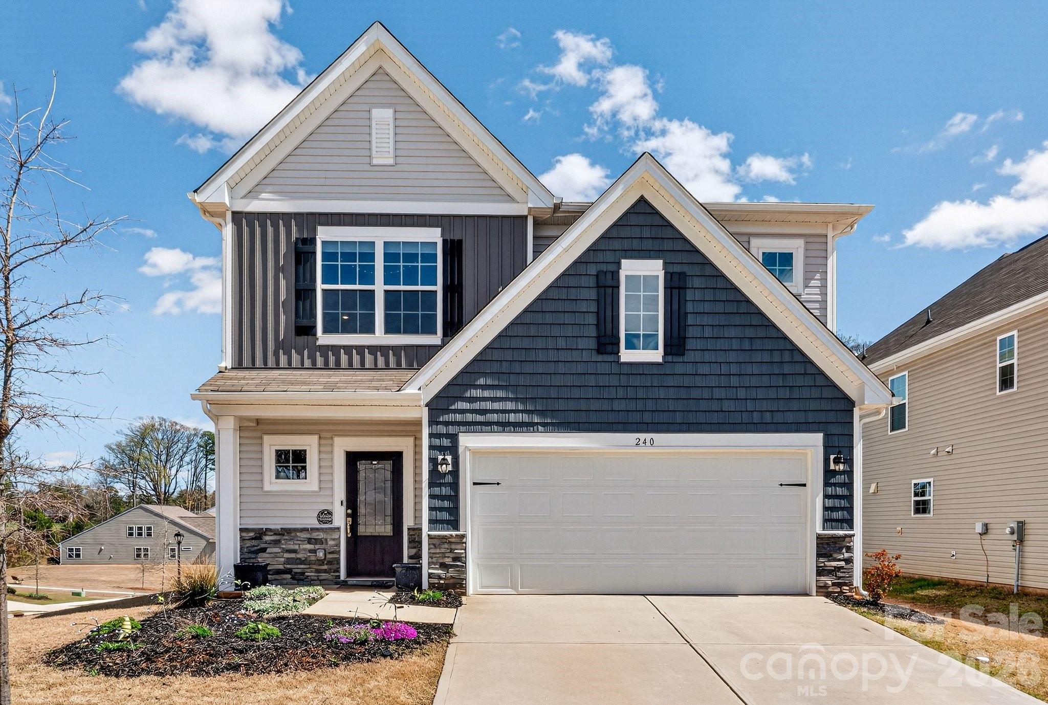 240 Eden Avenue — Mooresville