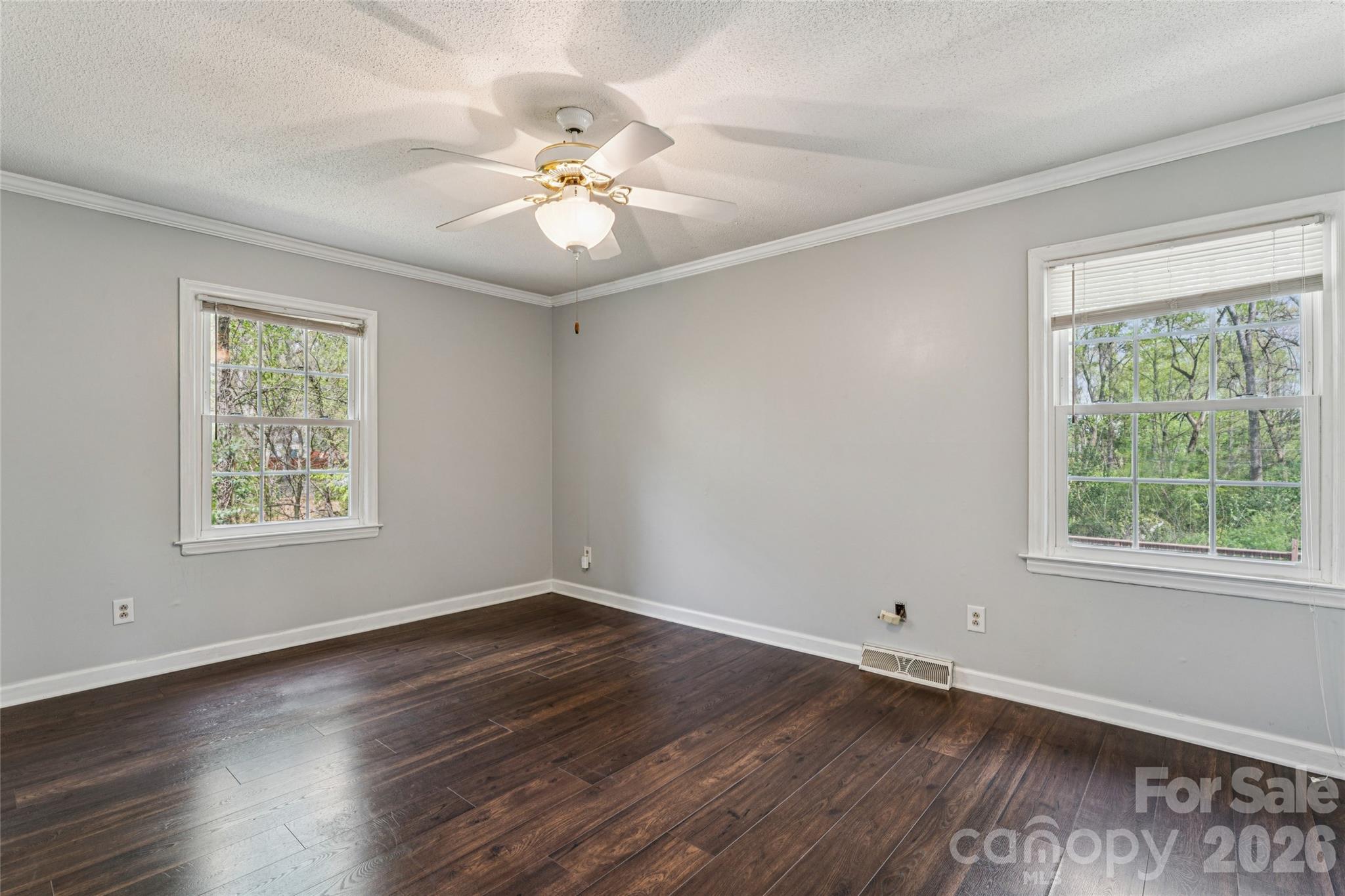 604 Sunnybrook Drive — Monroe