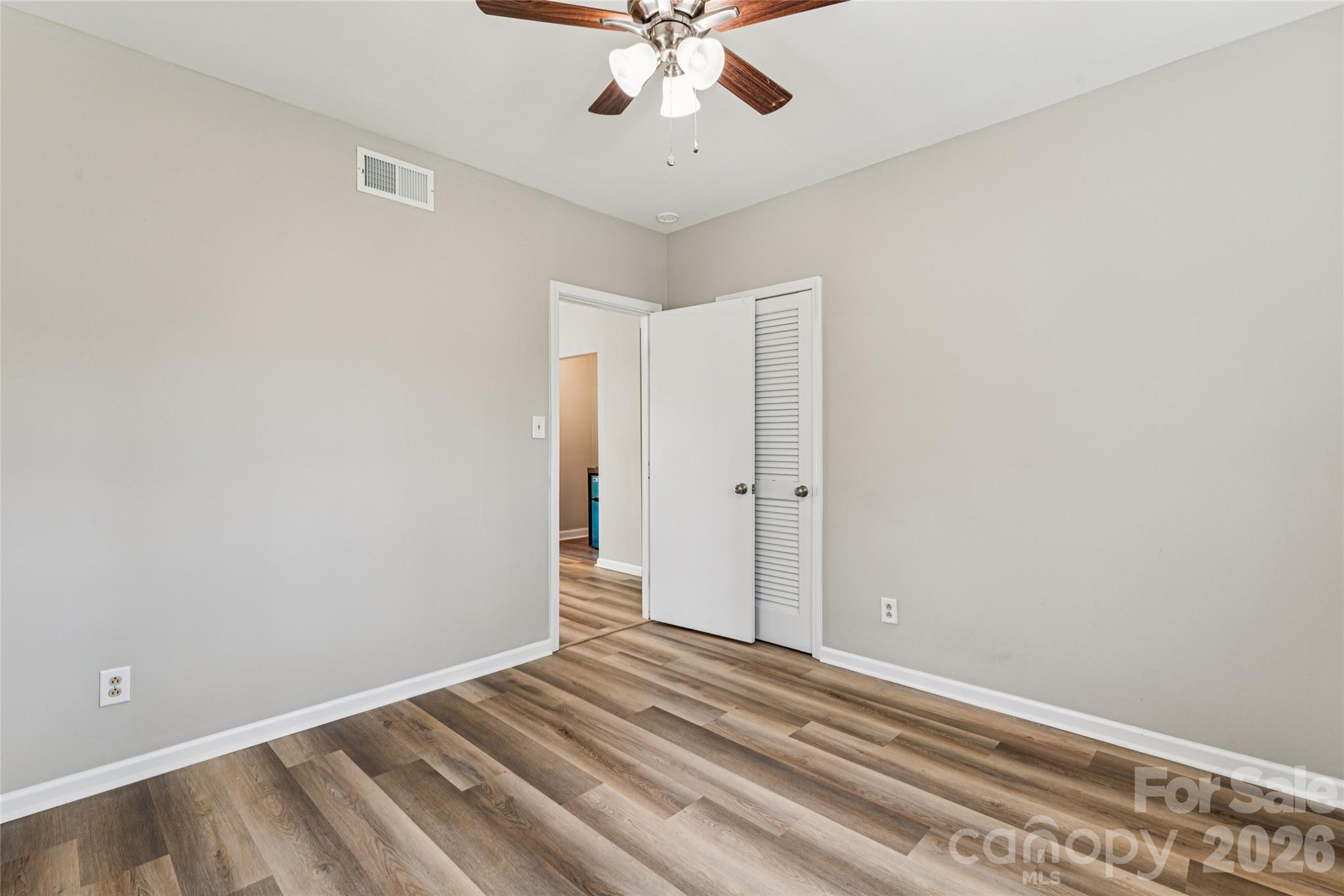 604 Sunnybrook Drive — Monroe