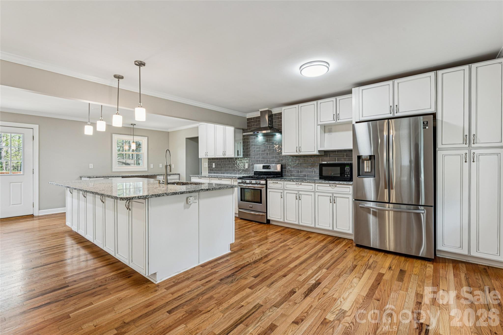 604 Sunnybrook Drive — Monroe