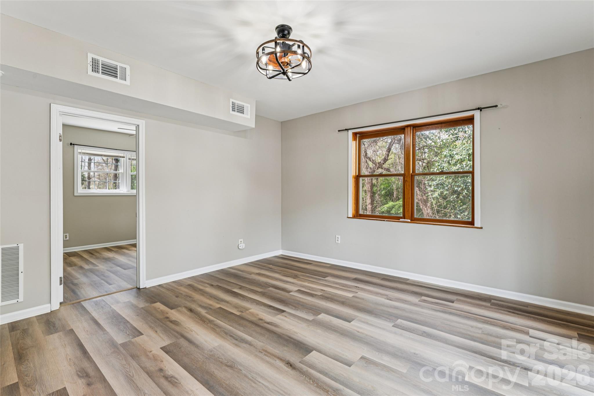 604 Sunnybrook Drive — Monroe