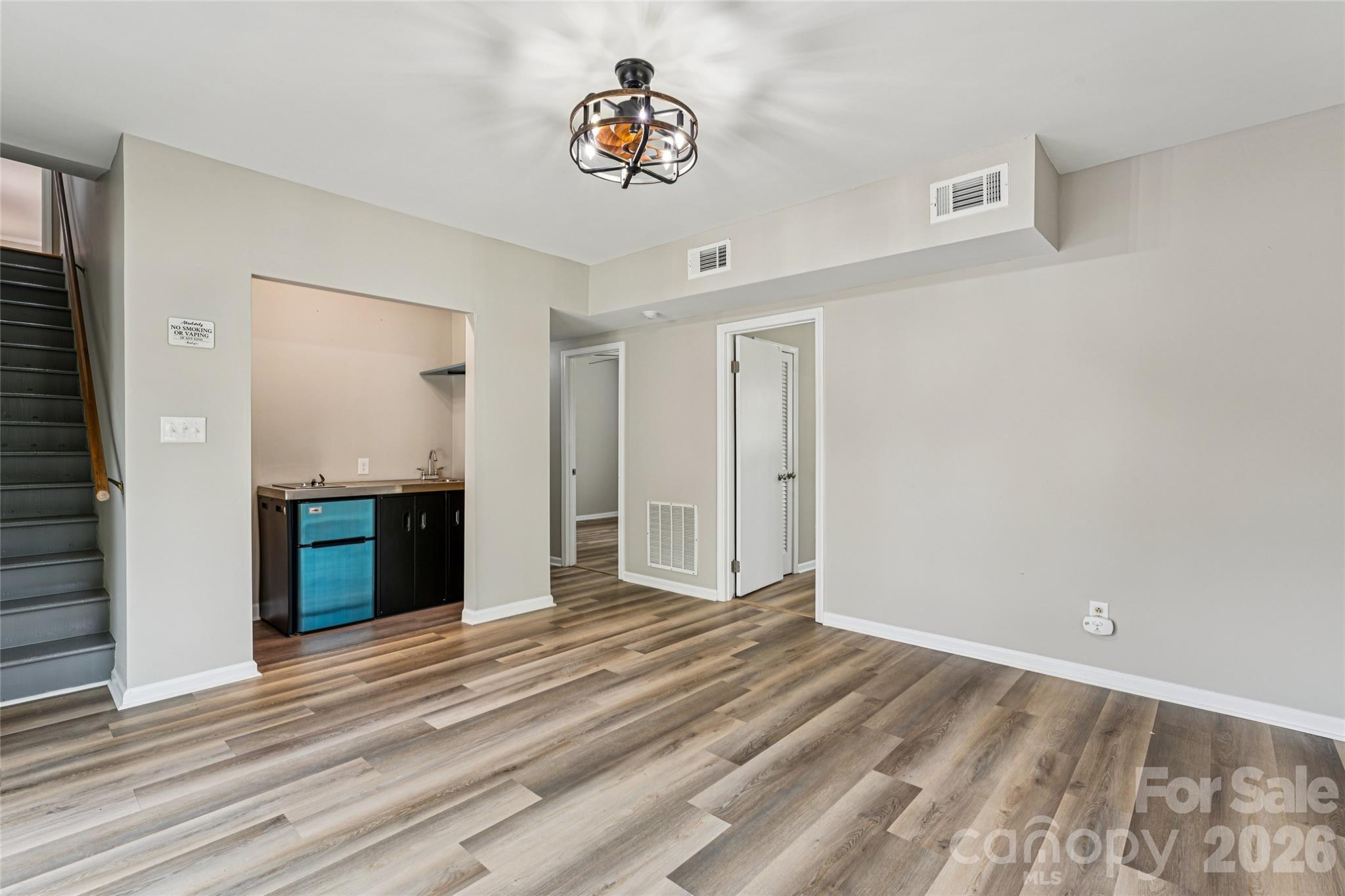 604 Sunnybrook Drive — Monroe