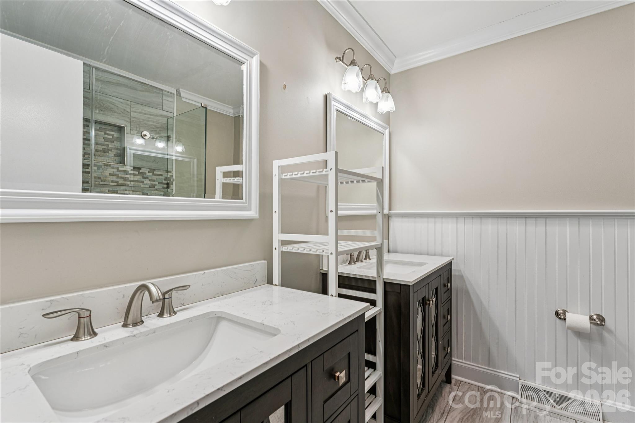 604 Sunnybrook Drive — Monroe
